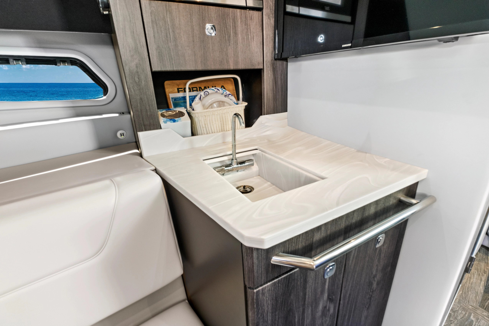 38ft Formula Yacht For Sale 38ft Formula Yacht For Sale