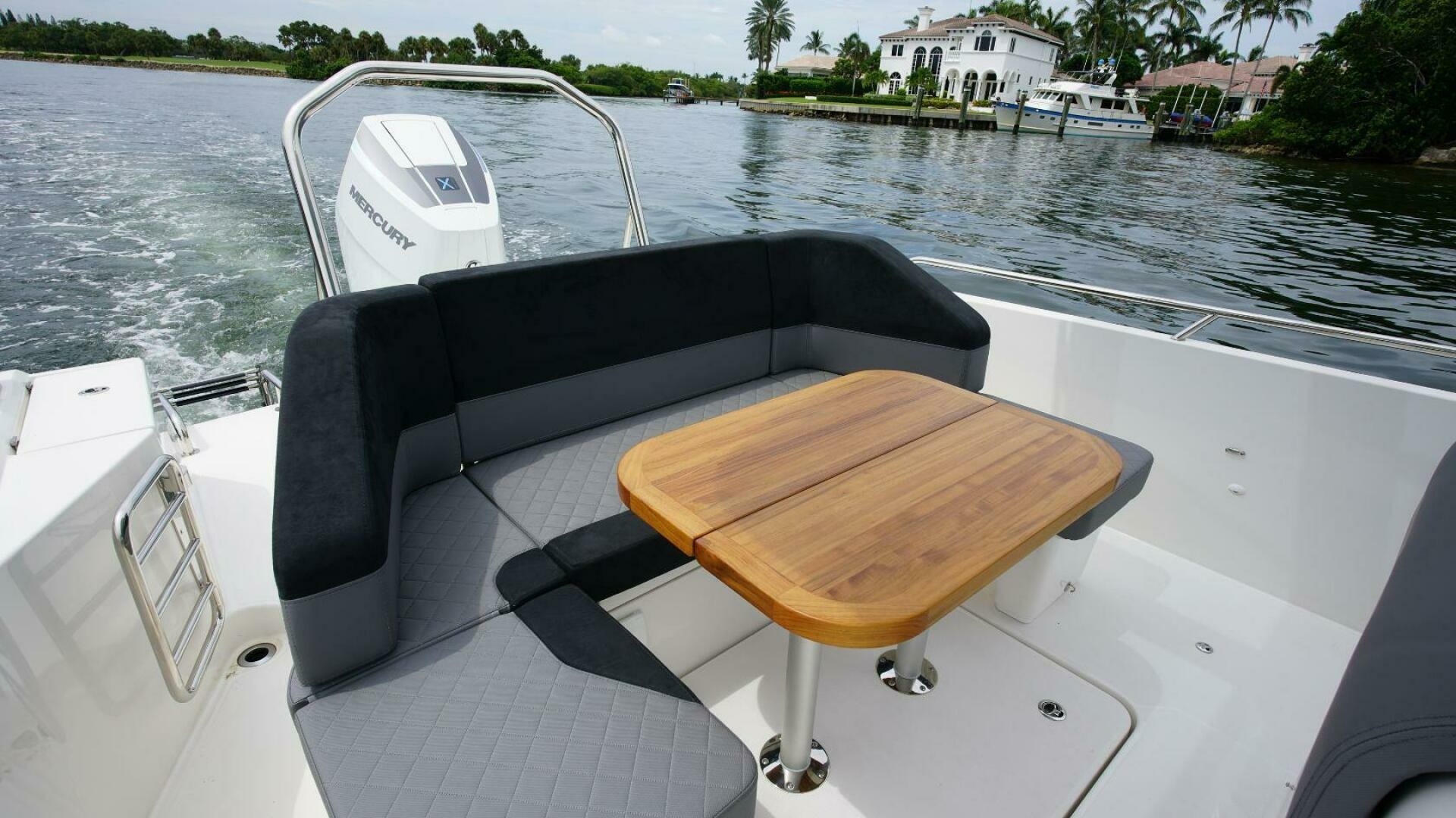 In Stock 2024 Nimbus T9 143 30ft Nimbus Yacht For Sale In Stock 2024 Nimbus T9 143 30ft Nimbus Yacht For Sale