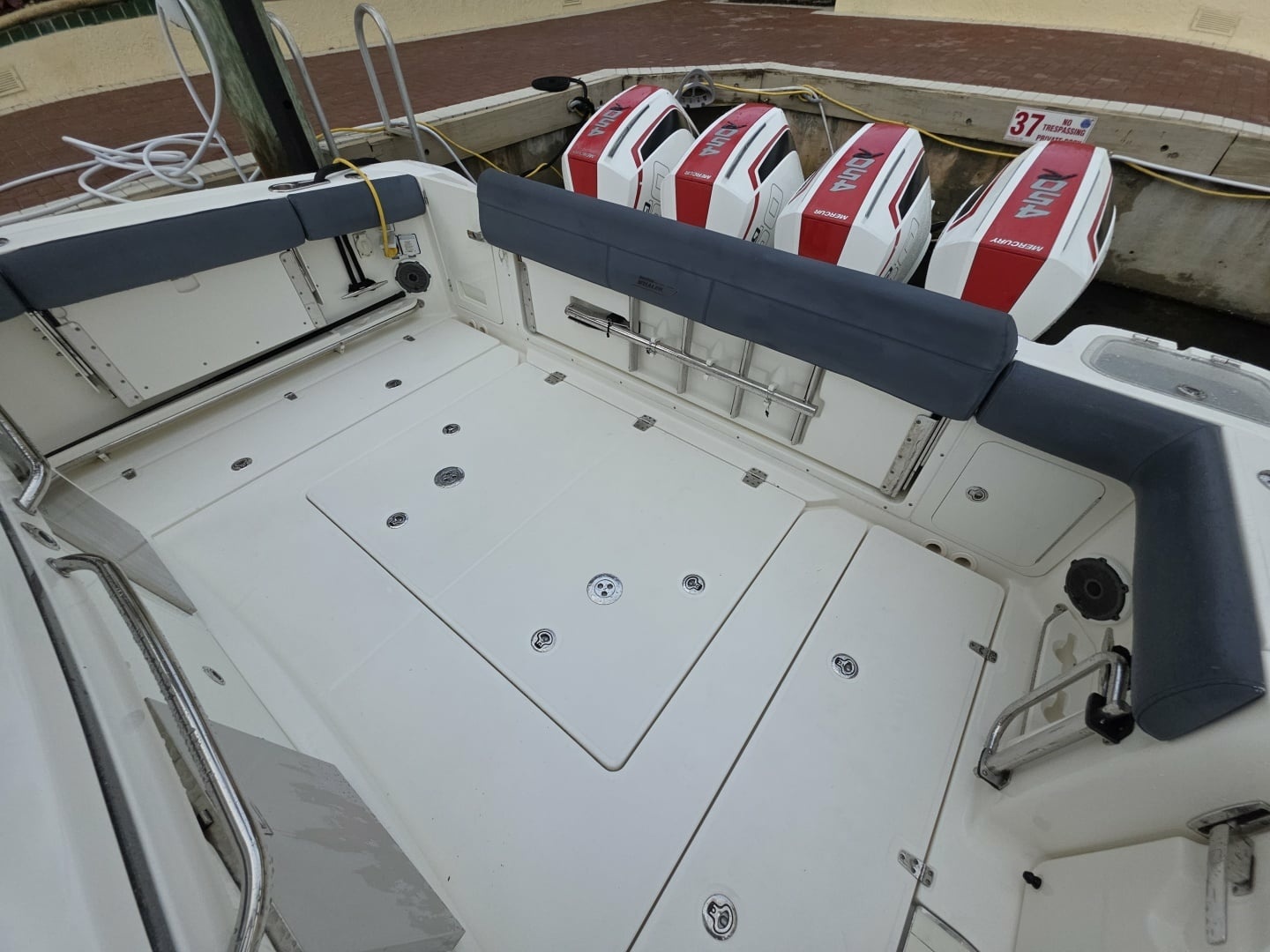 BFT 42ft Boston Whaler Yacht For Sale