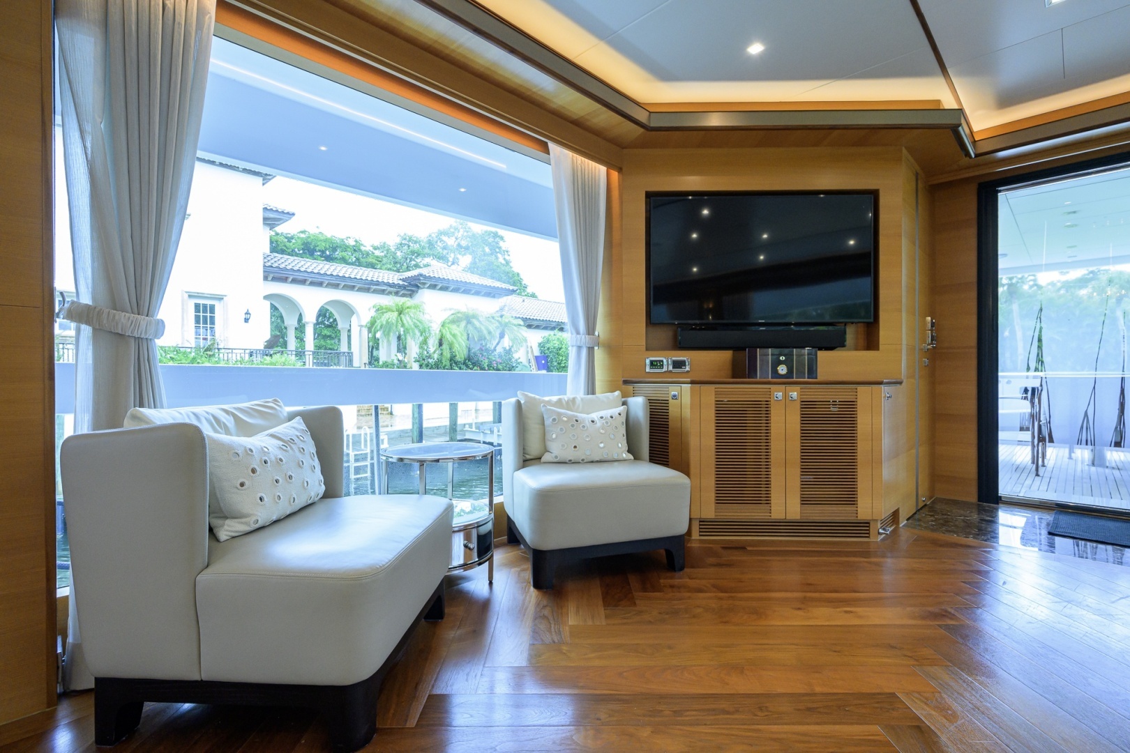 Midnight Moon 85ft Horizon Yacht For Sale