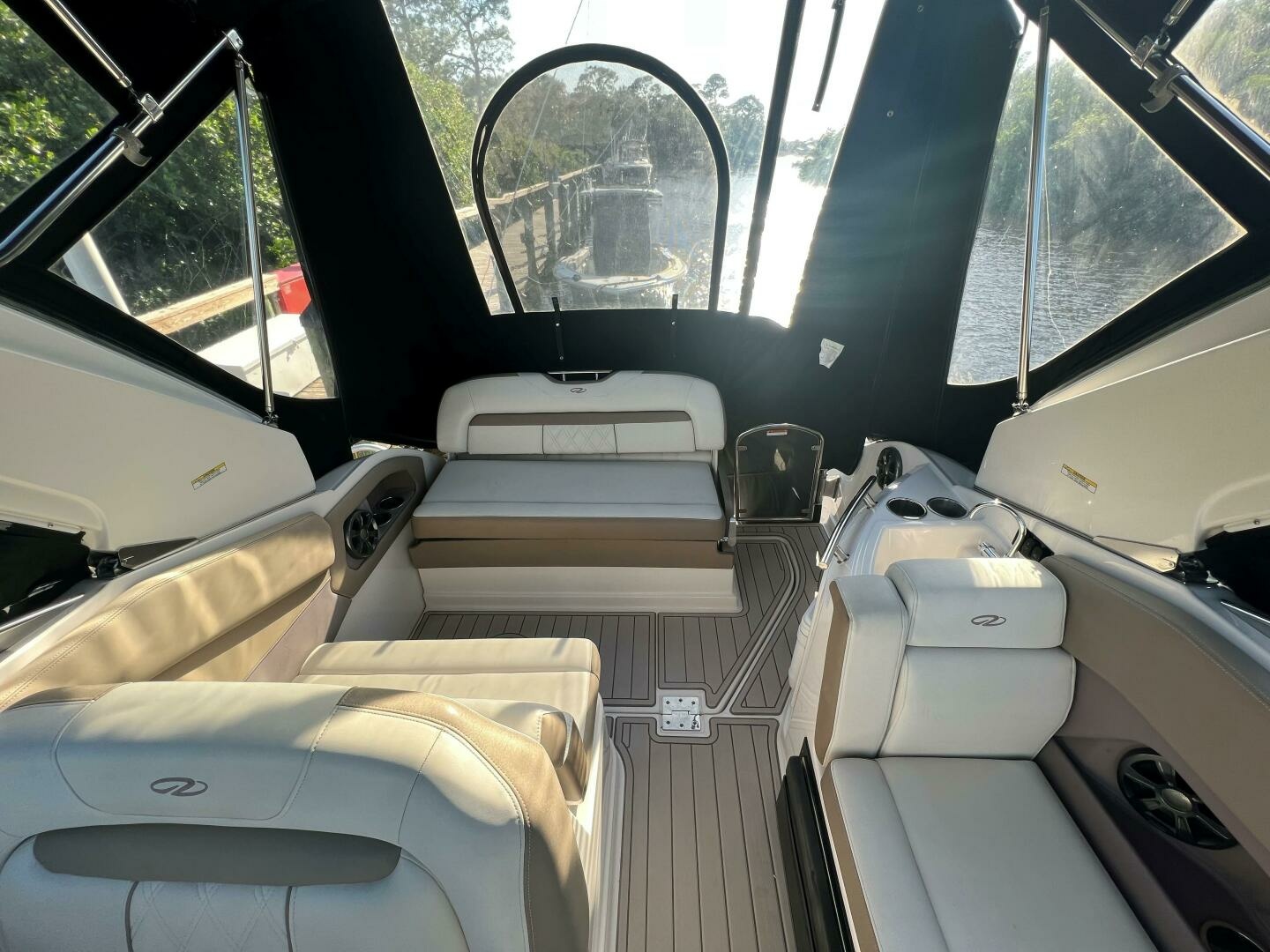 28ft Regal Yacht For Sale