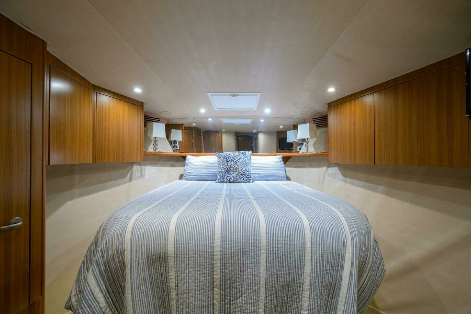 2008 Viking 60 Convertible