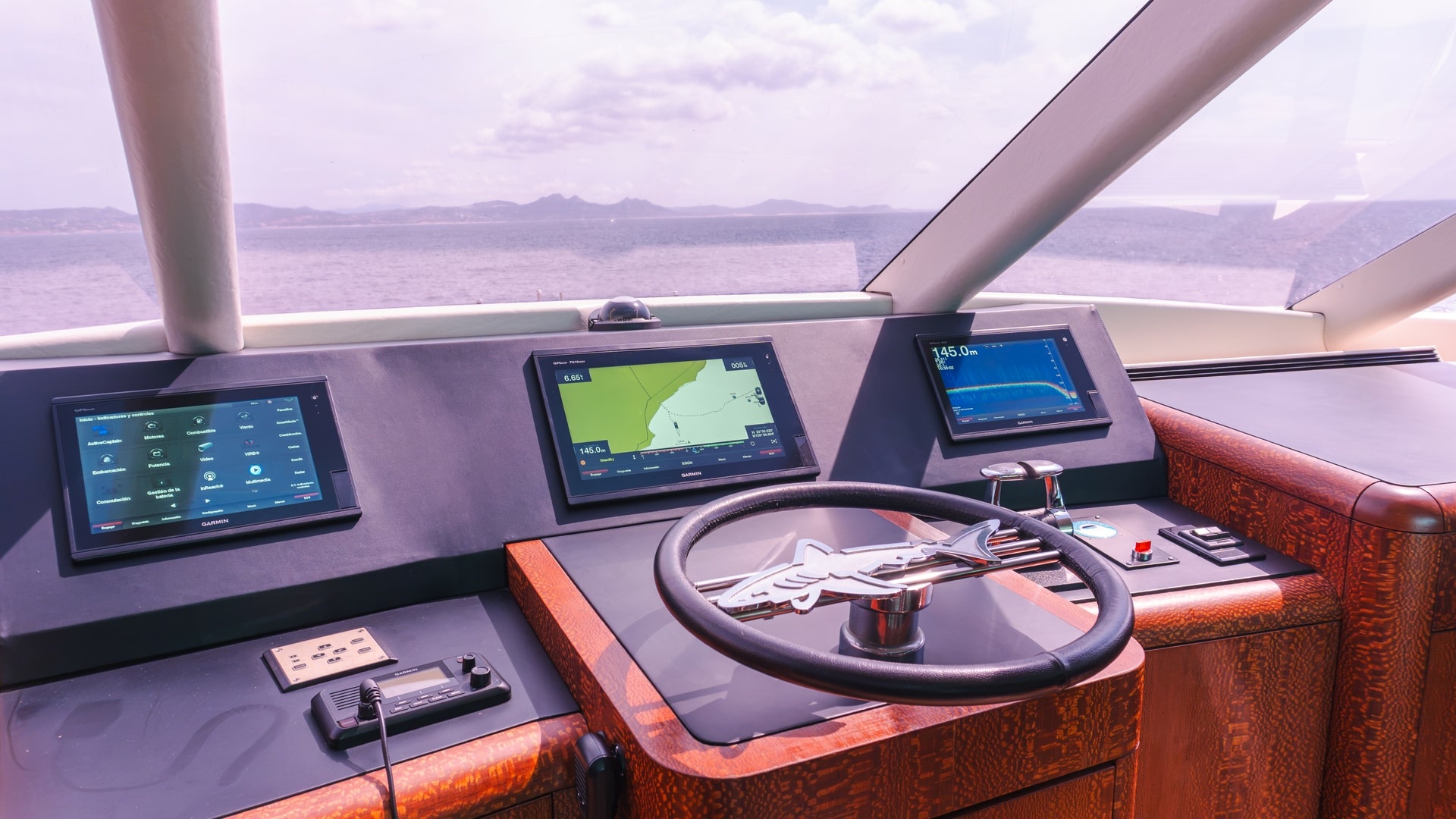 Aussie Rules 87ft Oceanfast Yacht For Sale