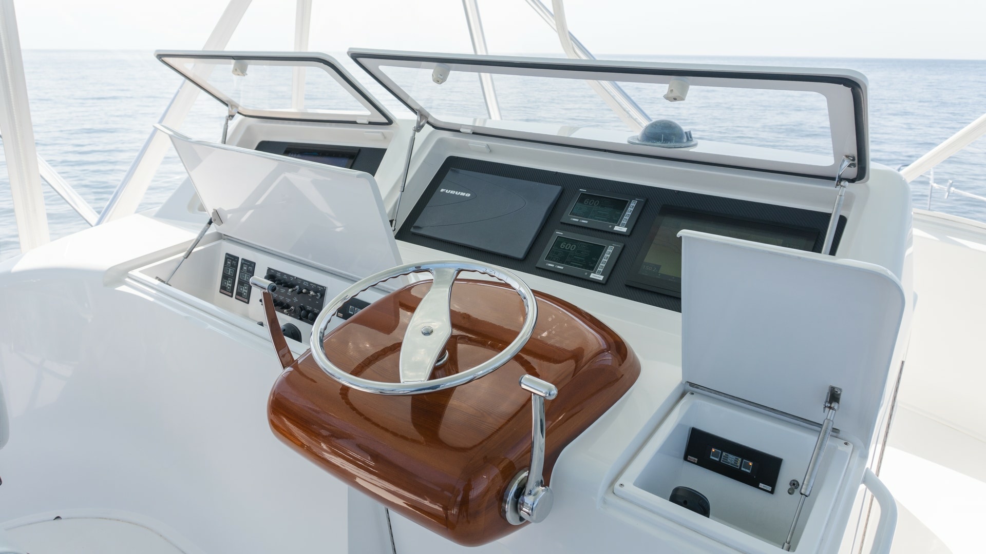Viking 50 Convertible — Jammin - Photo 15