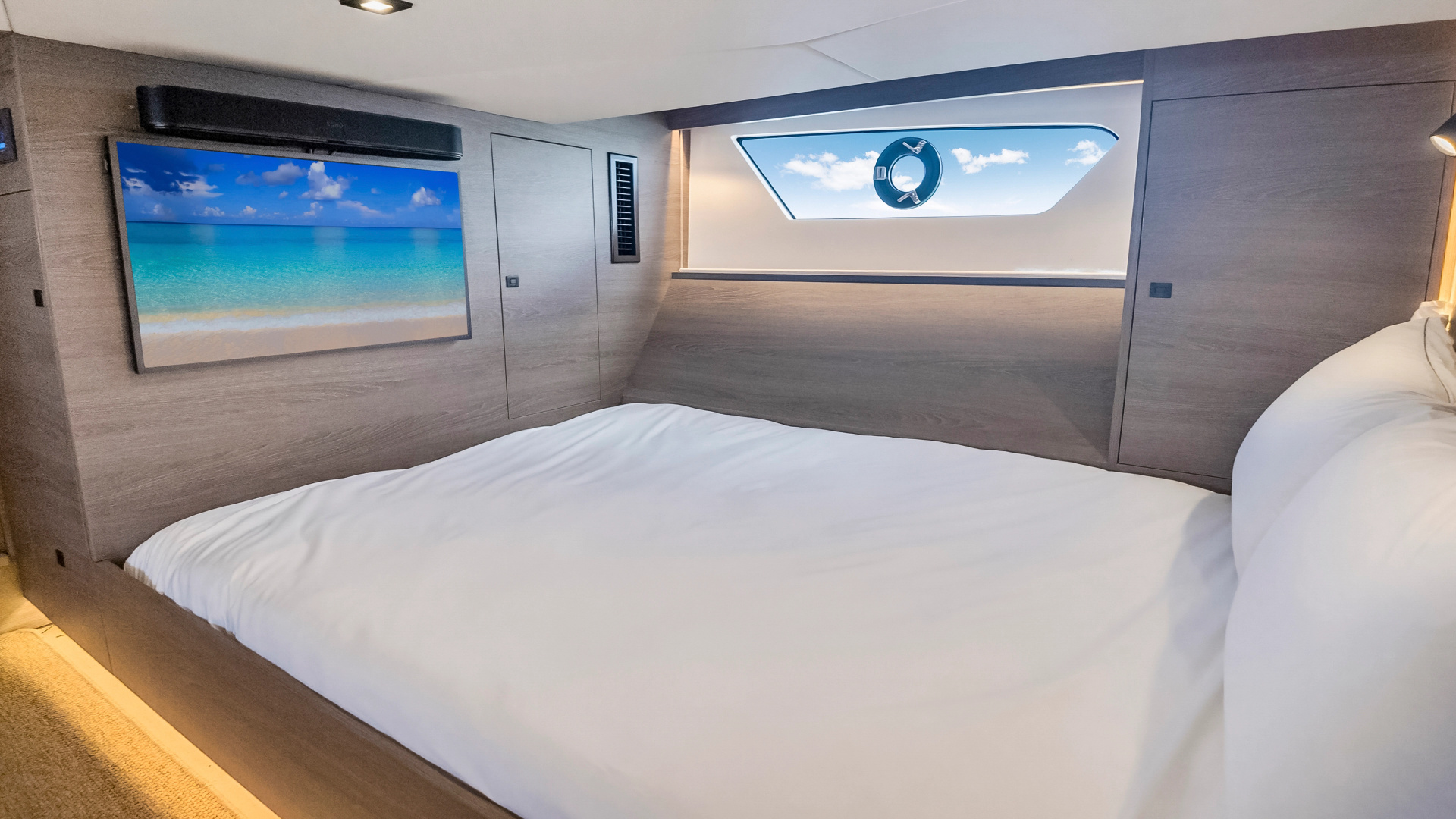 58ft Vanquish Yachts Yacht For Sale 58ft Vanquish Yachts Yacht For Sale