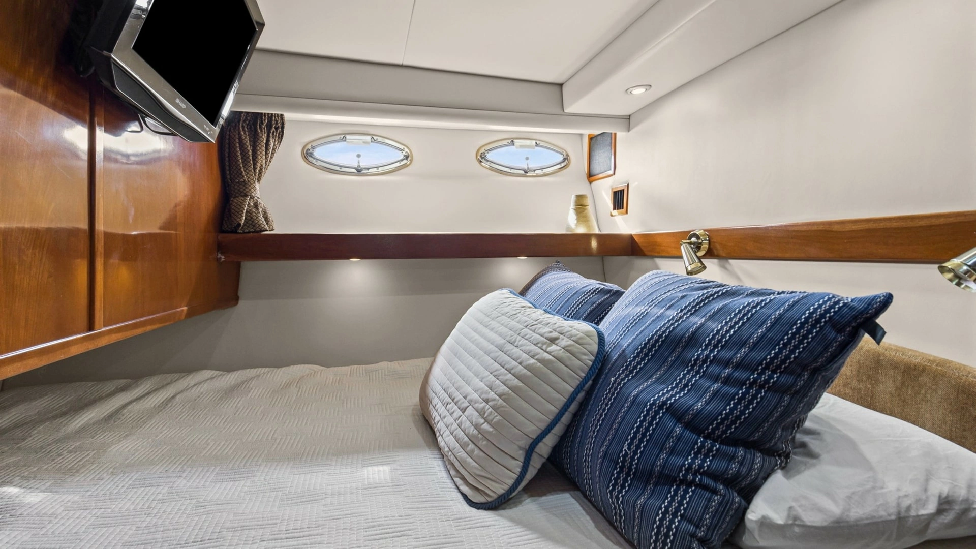 Meridian 490 SE Pilot House Yacht For Sale