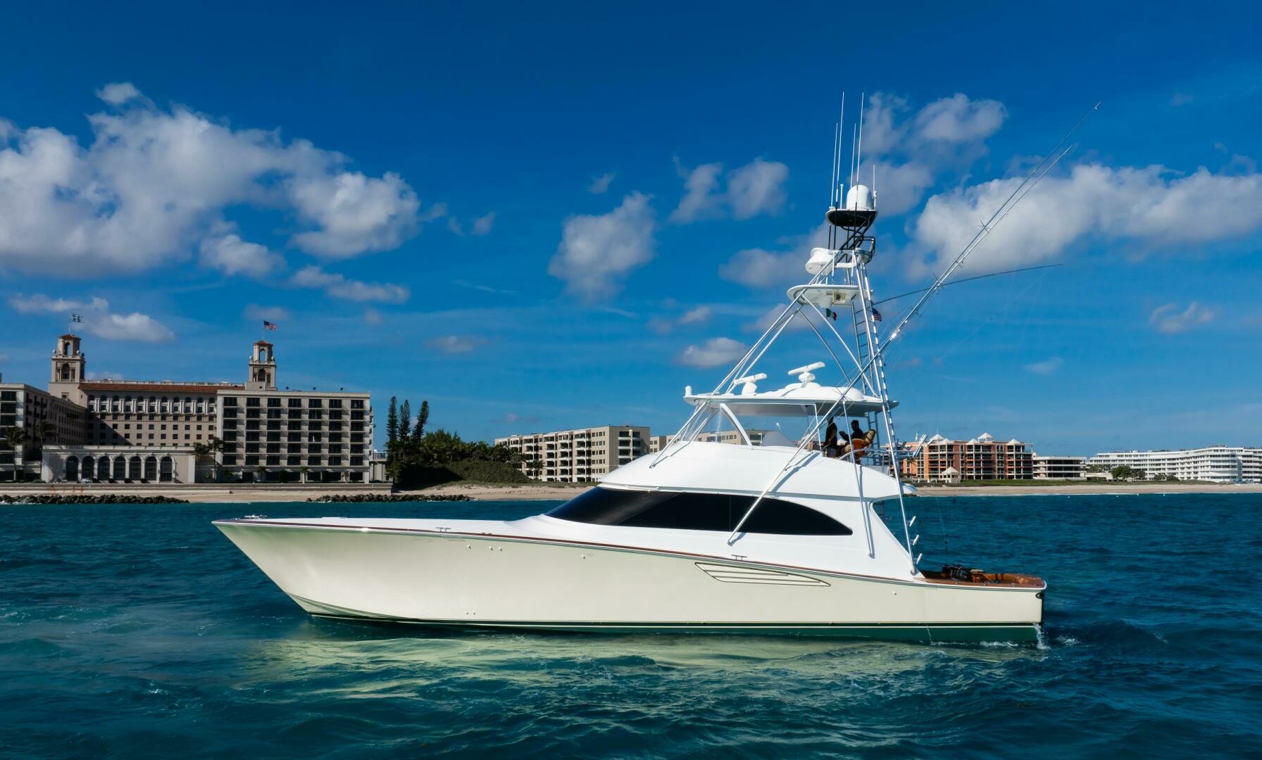 Viking 70 Convertible - Profile