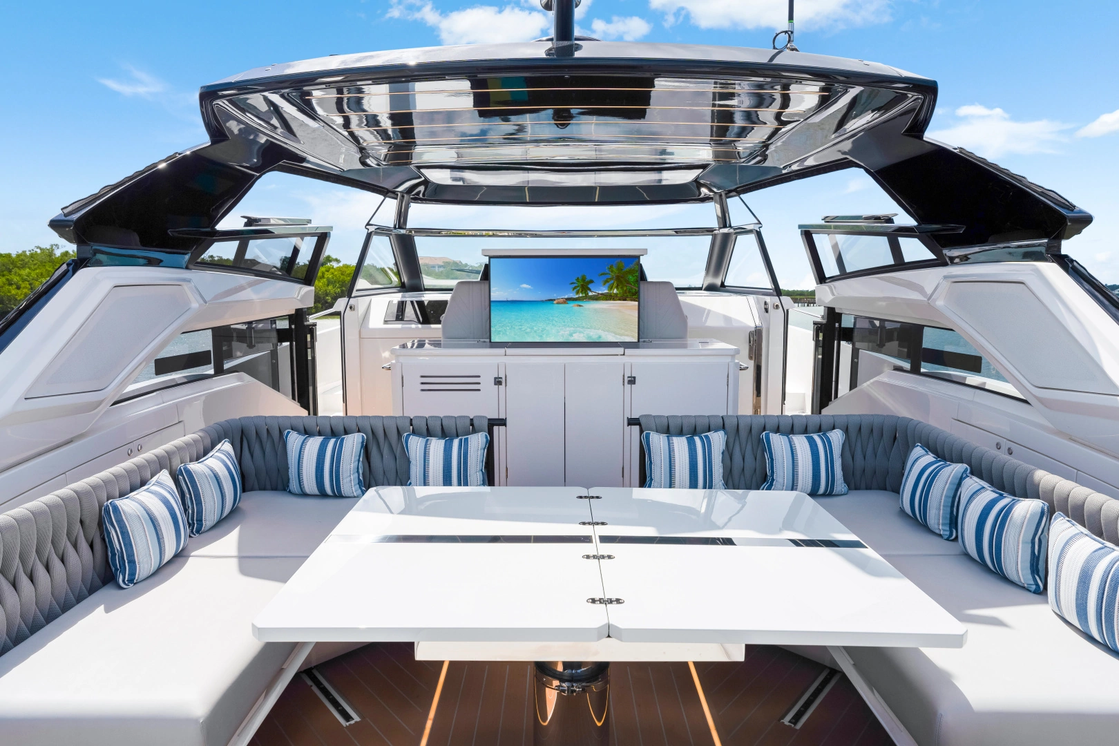 Sunseeker Superhawk 55 Yacht For Sale