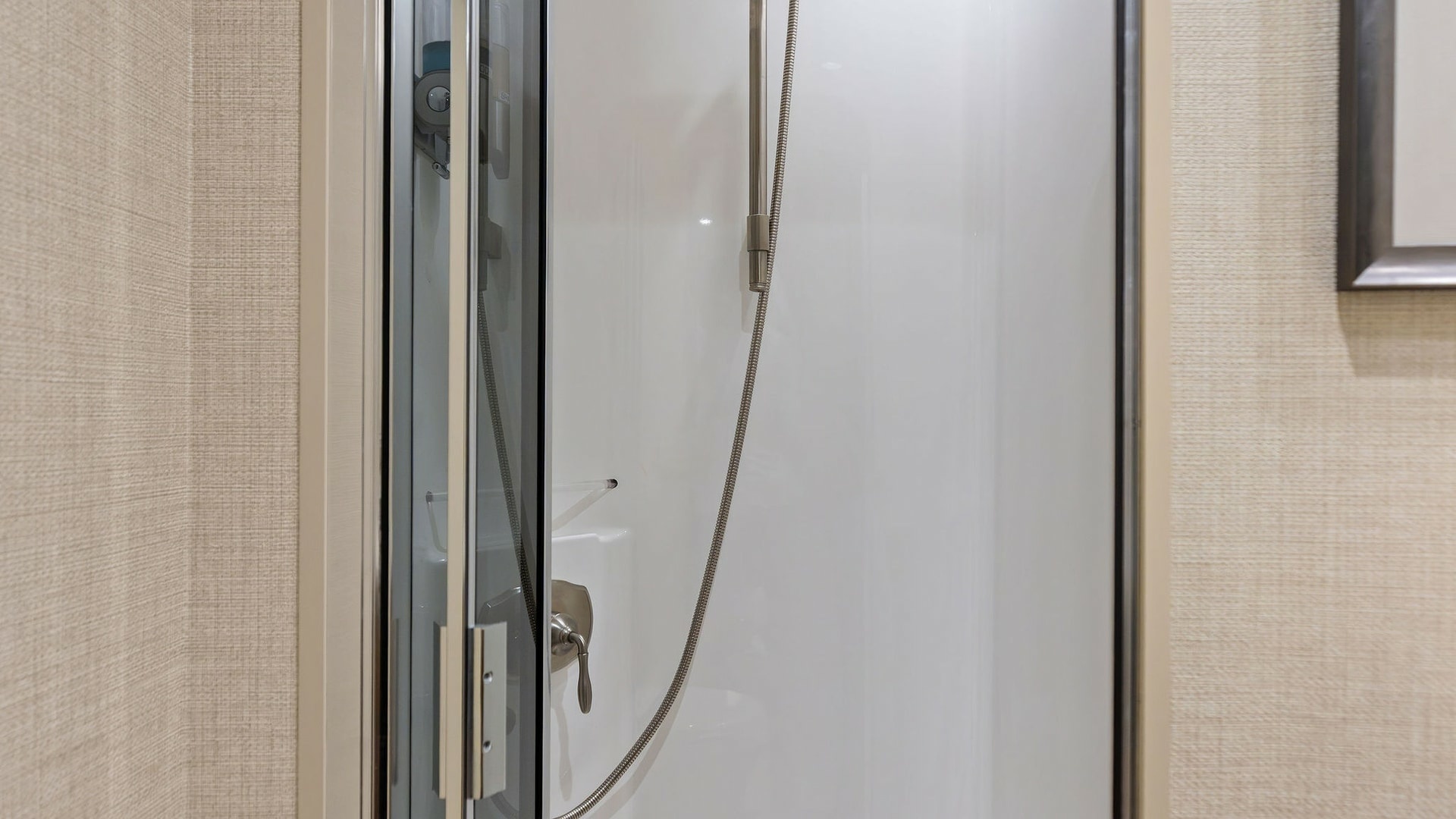 Elegant Enclosed Shower Stall