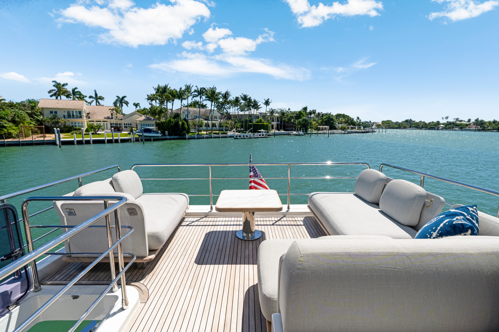 60ft Azimut Yacht For Sale