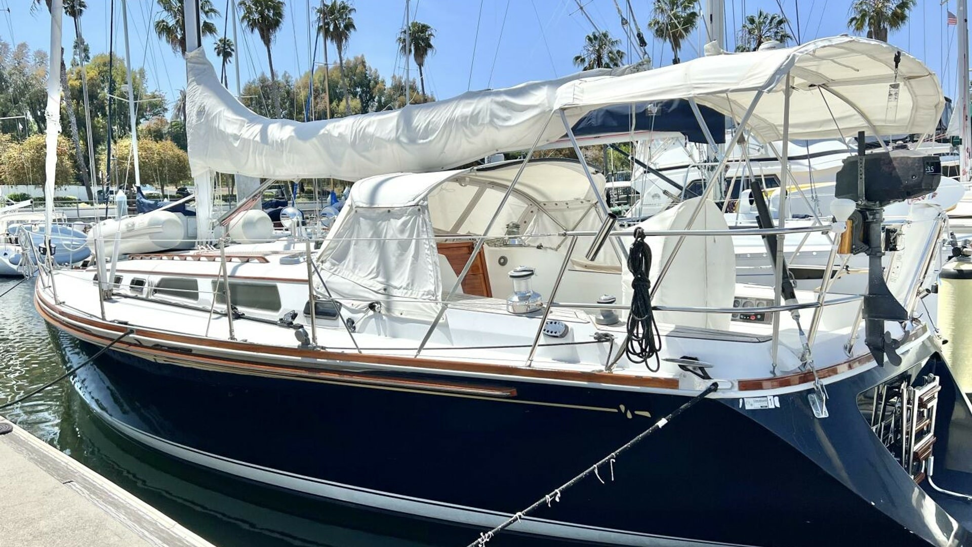 VELA DARE II 40ft Sabre Yacht For Sale VELA DARE II 40ft Sabre Yacht For Sale
