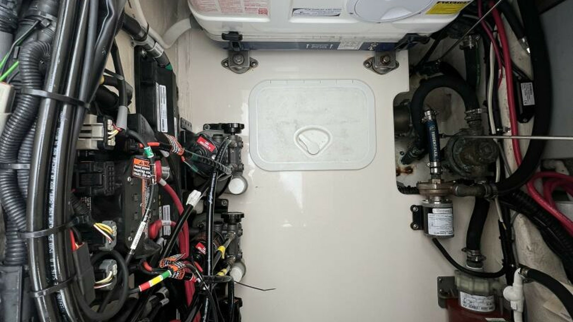 BE CHUMMING 37ft Grady White Yacht For Sale