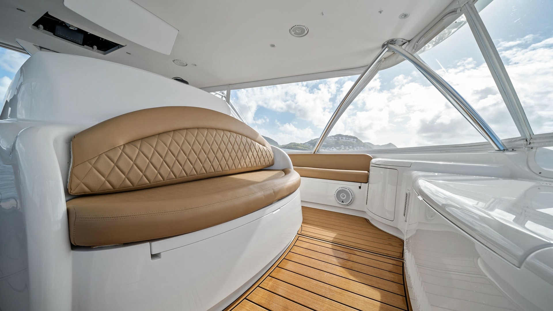 Flybridge Seating Area