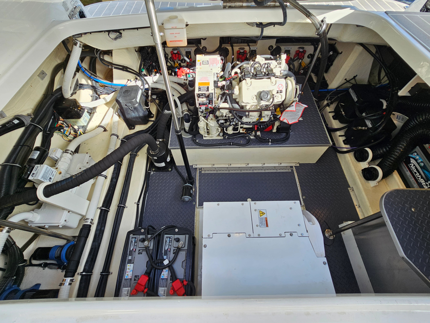 OUTER SPACE 35ft Formula Yacht For Sale