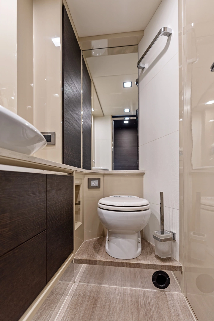 Absolute 60 Fly Yacht For Sale