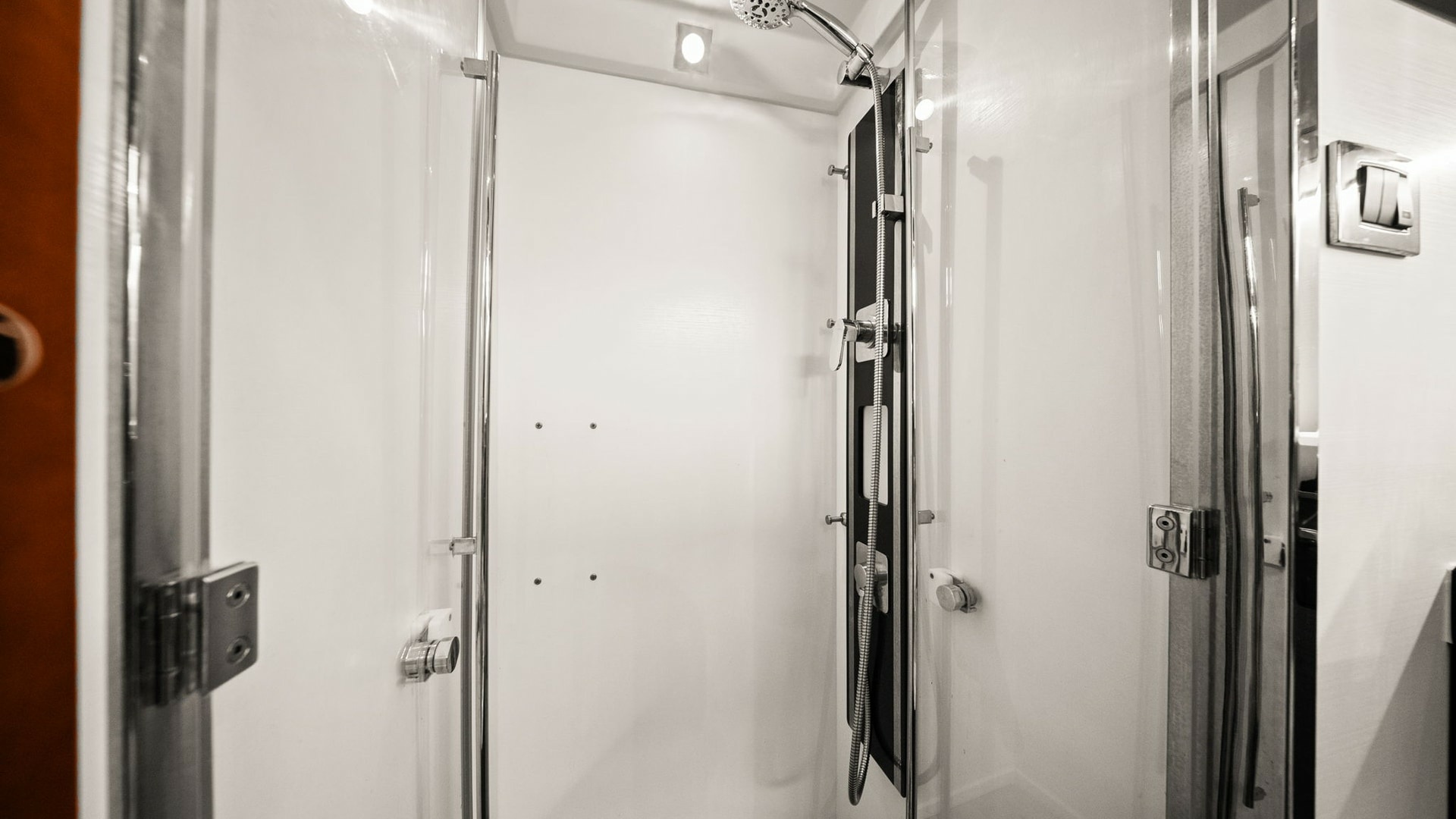 Elegant Enclosed Shower Space
