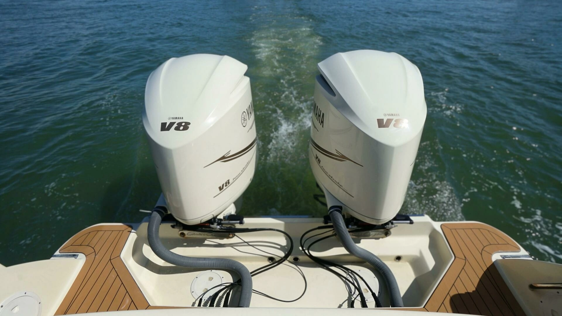 Chris-Craft Catalina 34 Yacht For Sale