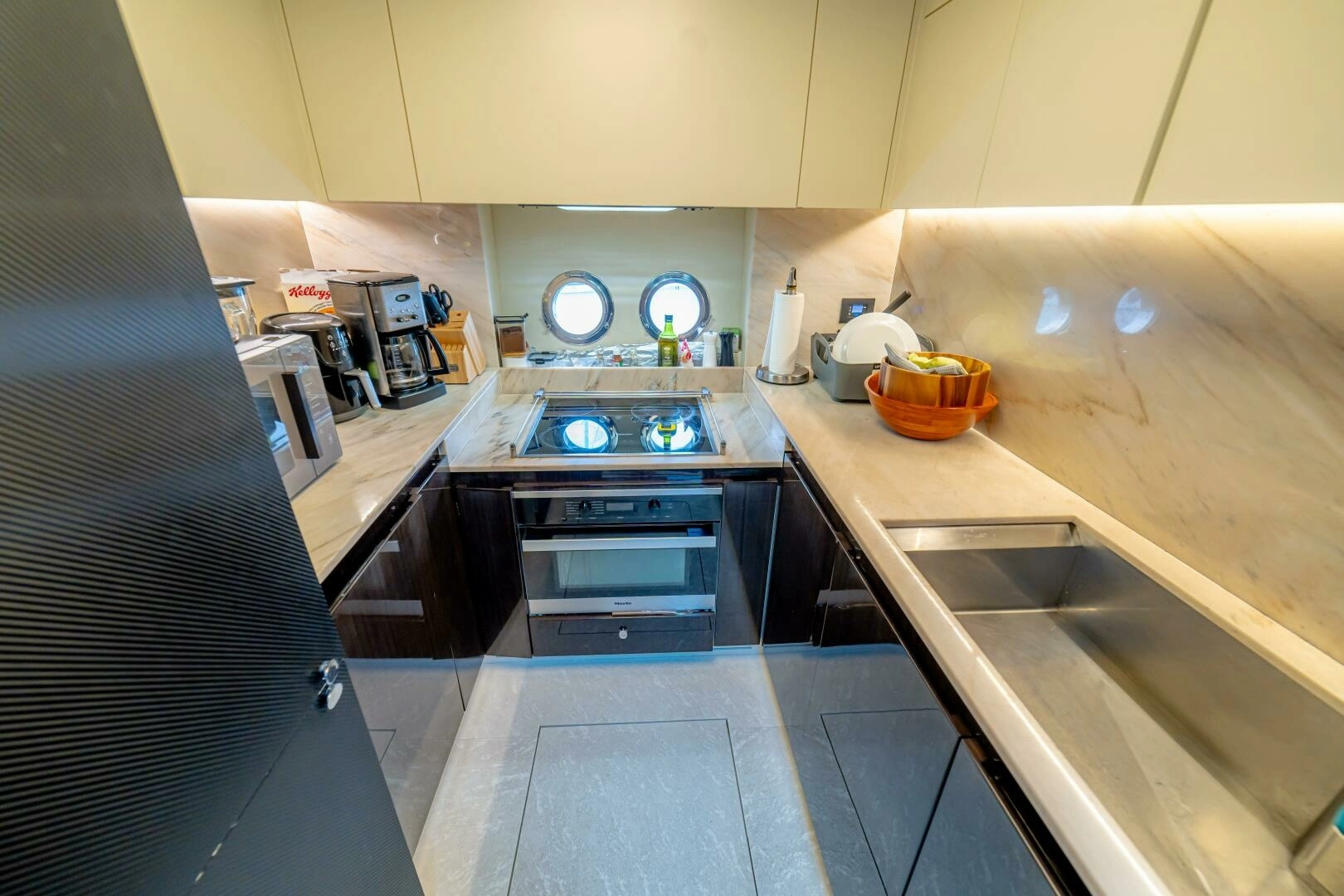 Azimut 77S Yacht For Sale