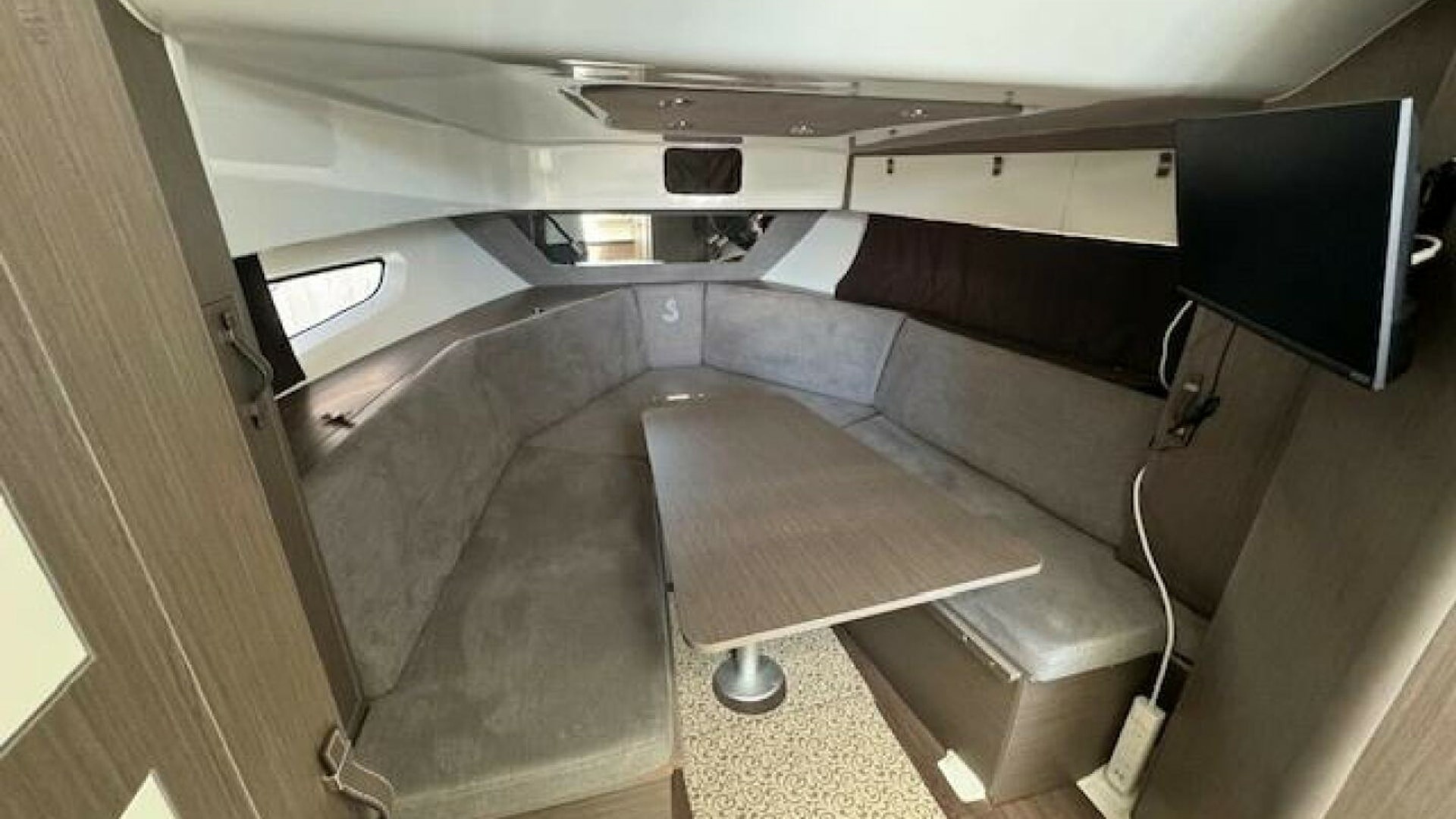 FORTUNA 32ft Beneteau Yacht For Sale FORTUNA 32ft Beneteau Yacht For Sale