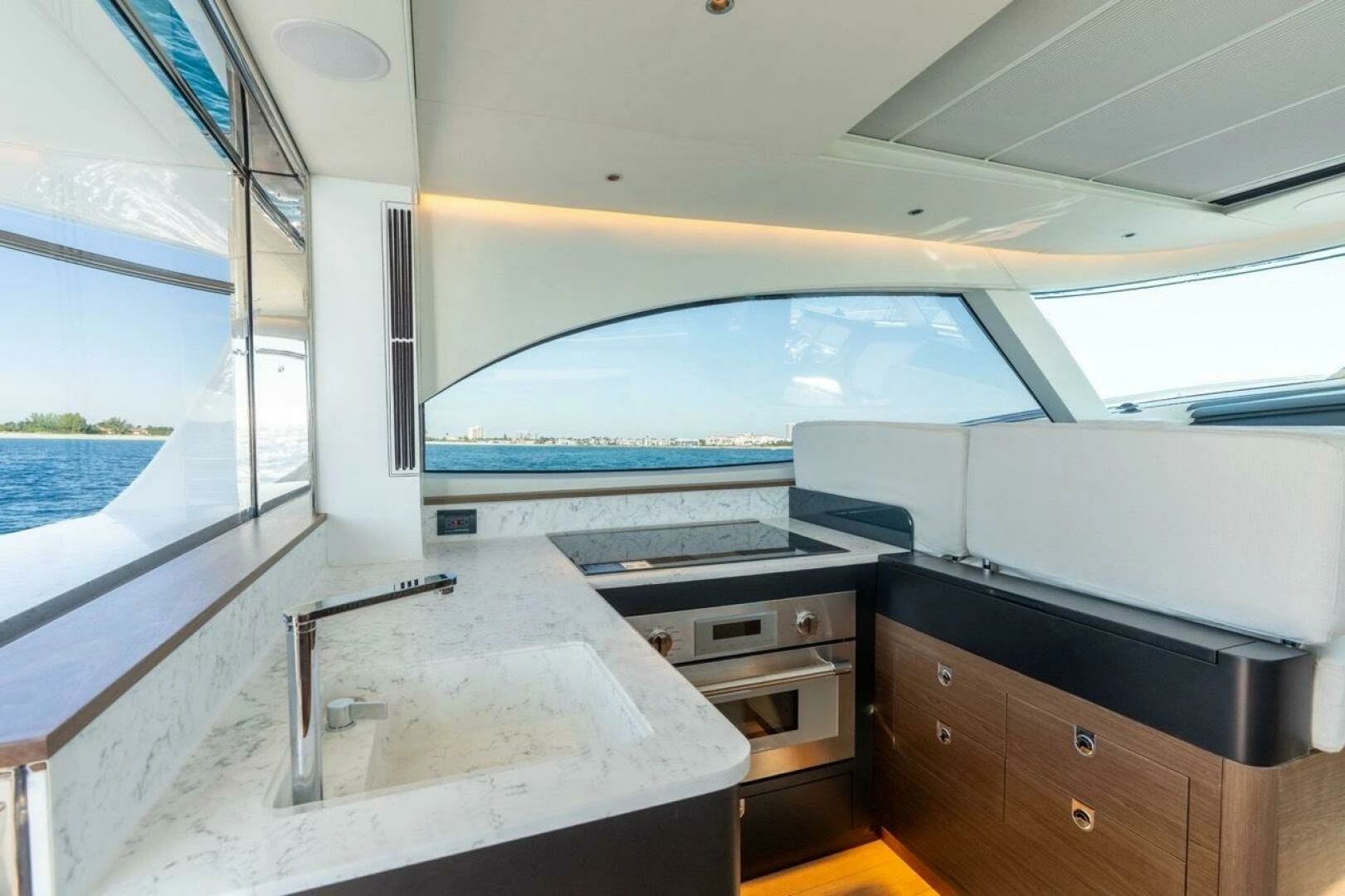 ECLIPSE 505 Shadow Yacht For Sale
