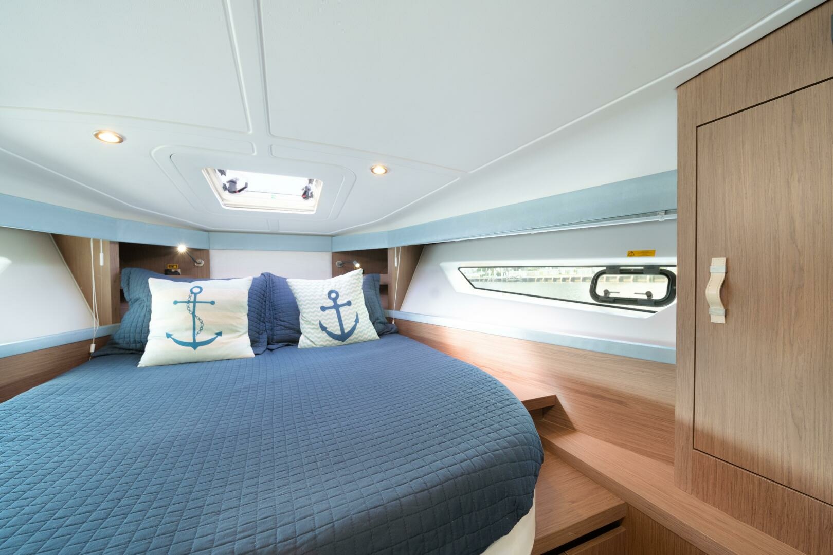 TIS THE SEASUN 40ft Beneteau Yacht For Sale