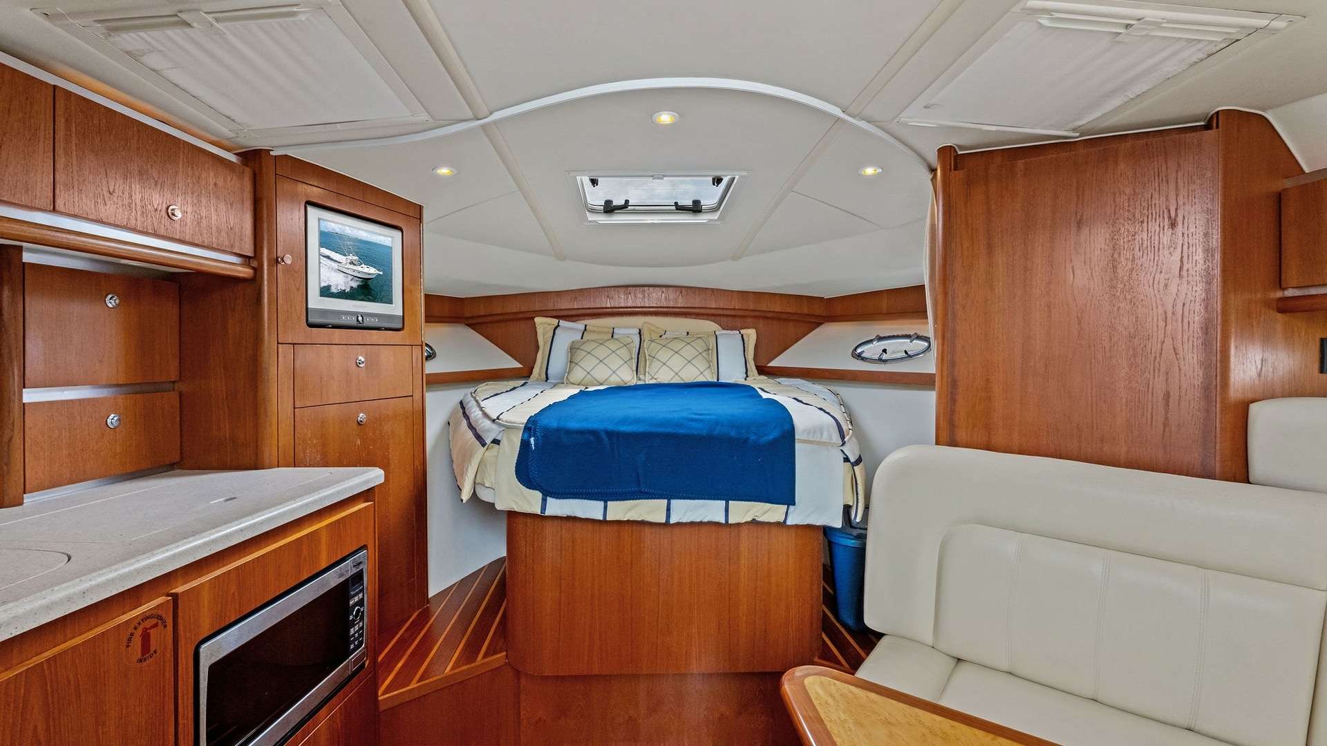 Luxurious Forward Cabin View