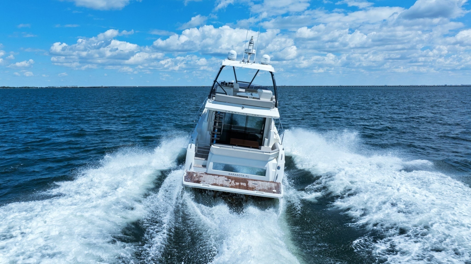 2020 Prestige 460 Flybridge