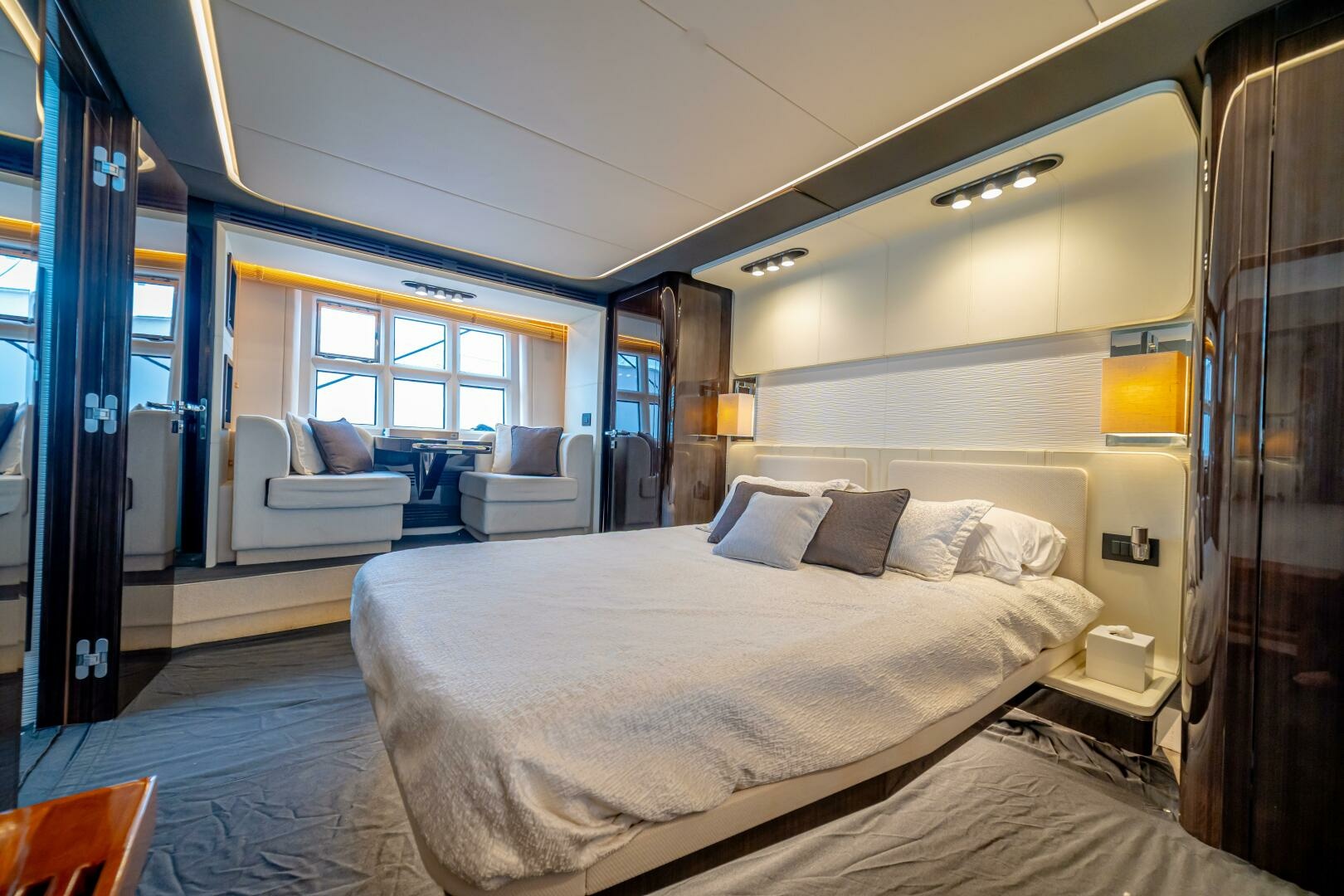 Carpe Diem 77ft Azimut Yacht For Sale