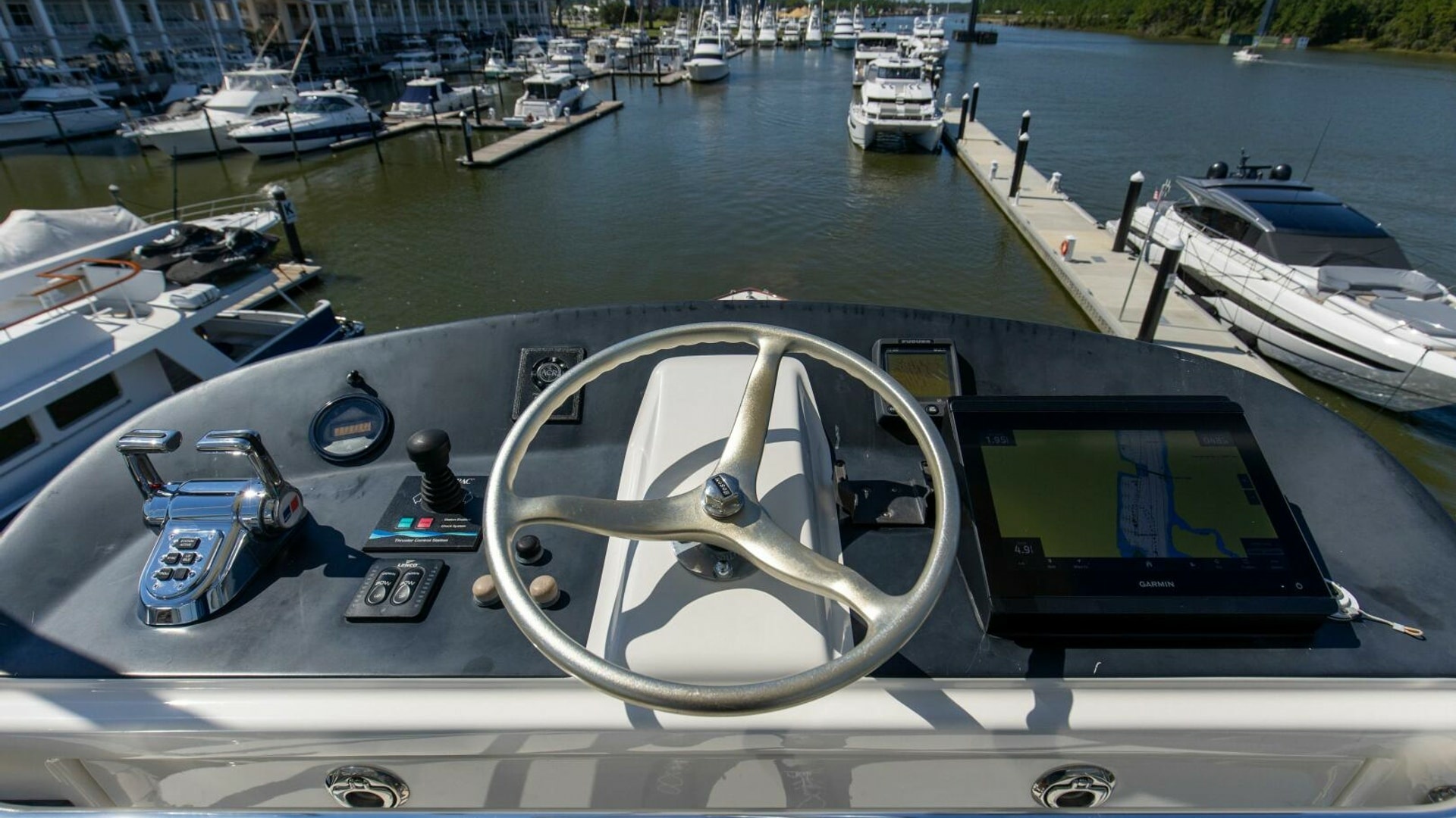 Badonkadonk 76ft Whiticar Yacht For Sale