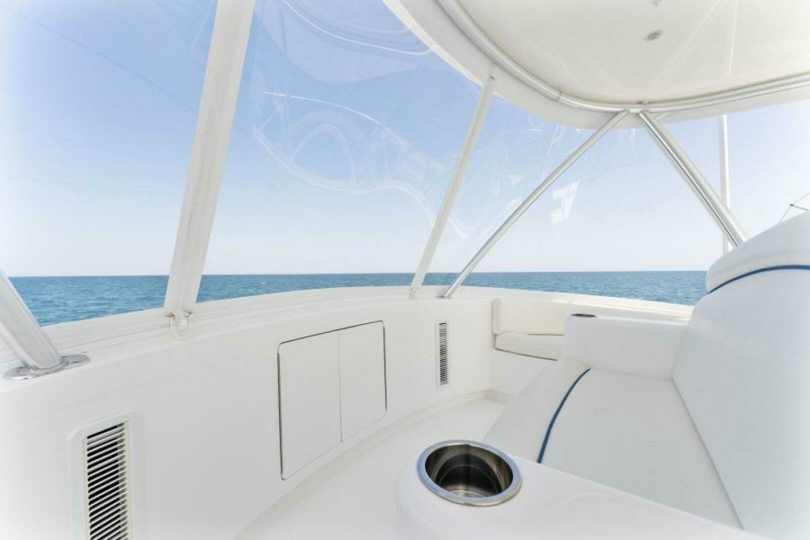 2021 Viking 54 Convertible HAMMERHEADS Flybridge