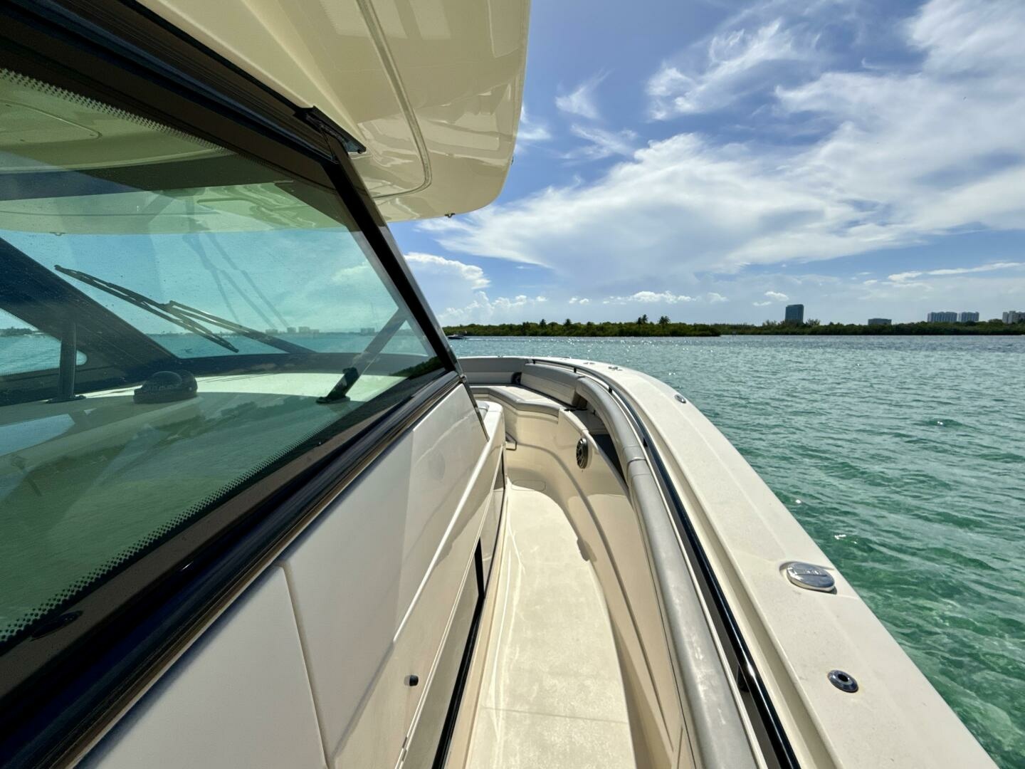 42ft Scout Yacht For Sale