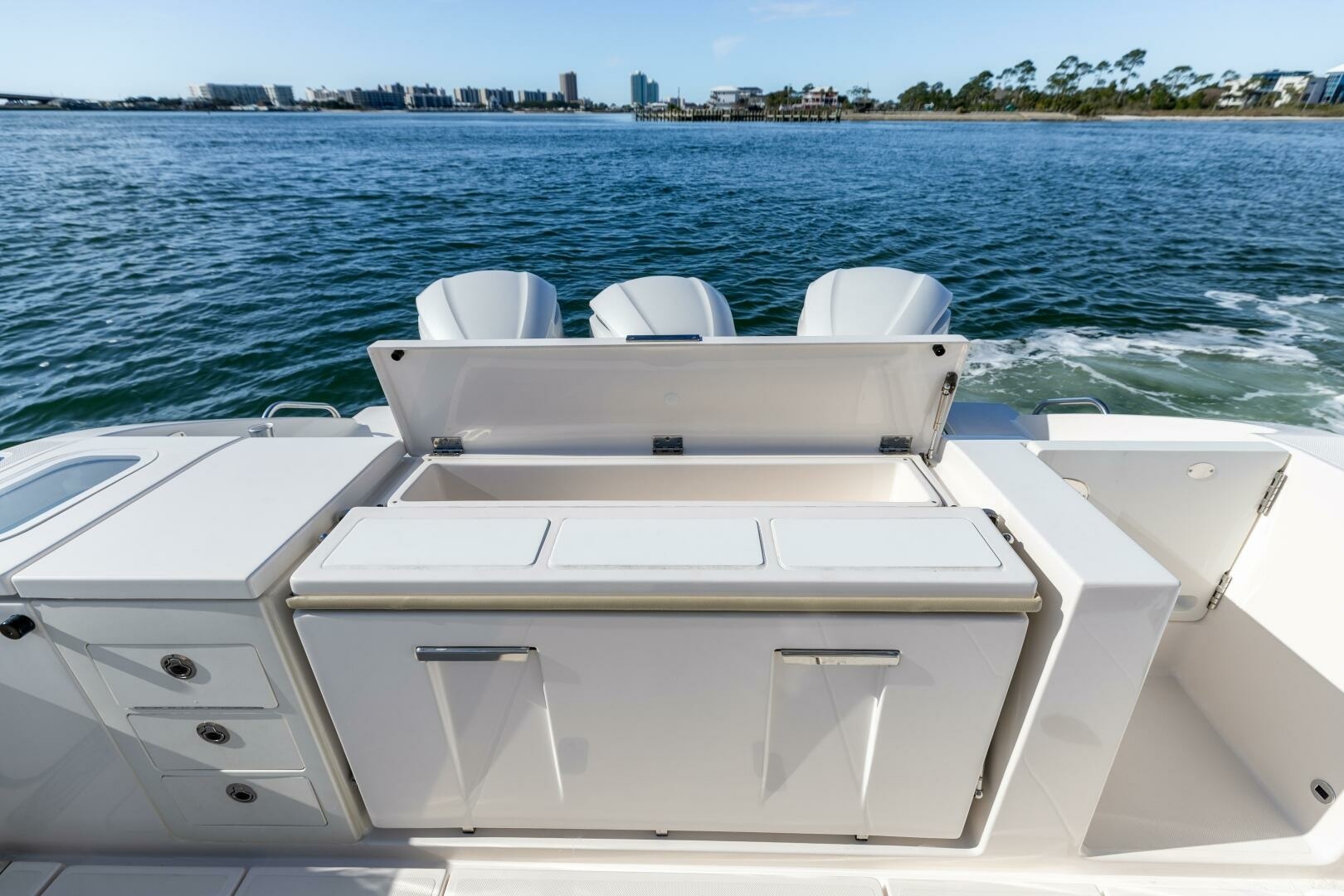 Moon Dogg 37ft Pursuit Yacht For Sale Moon Dogg 37ft Pursuit Yacht For Sale