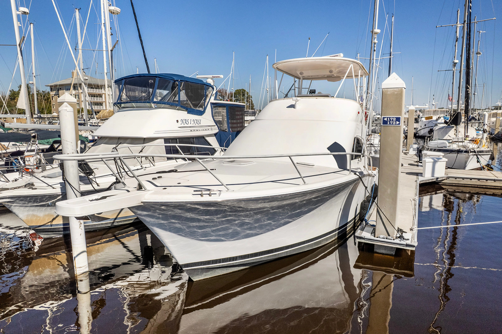 2006 Luhrs 41 Convertible