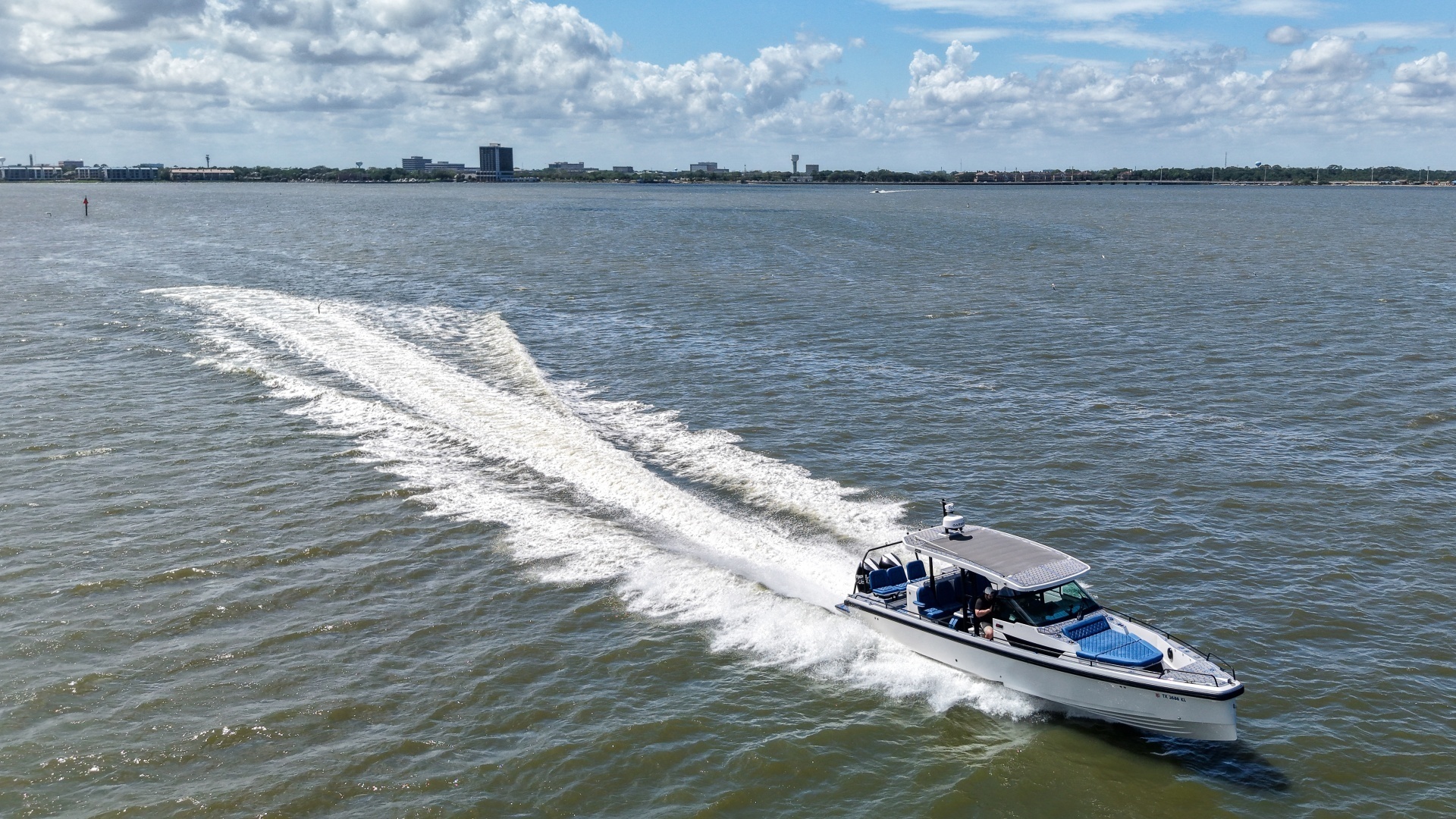 37ft Axopar Yacht For Sale