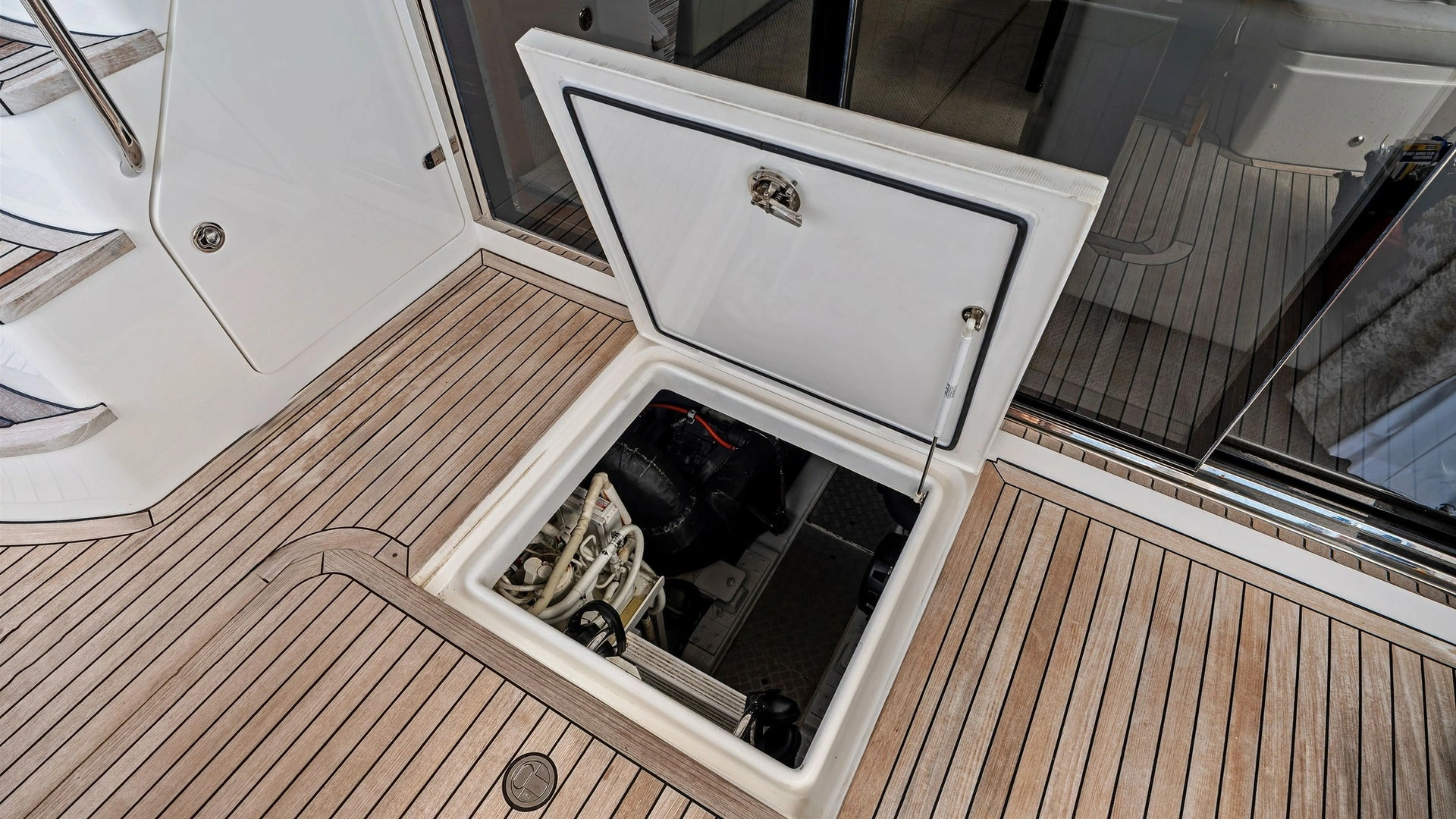Princess 64 Flybridge Yacht For Sale