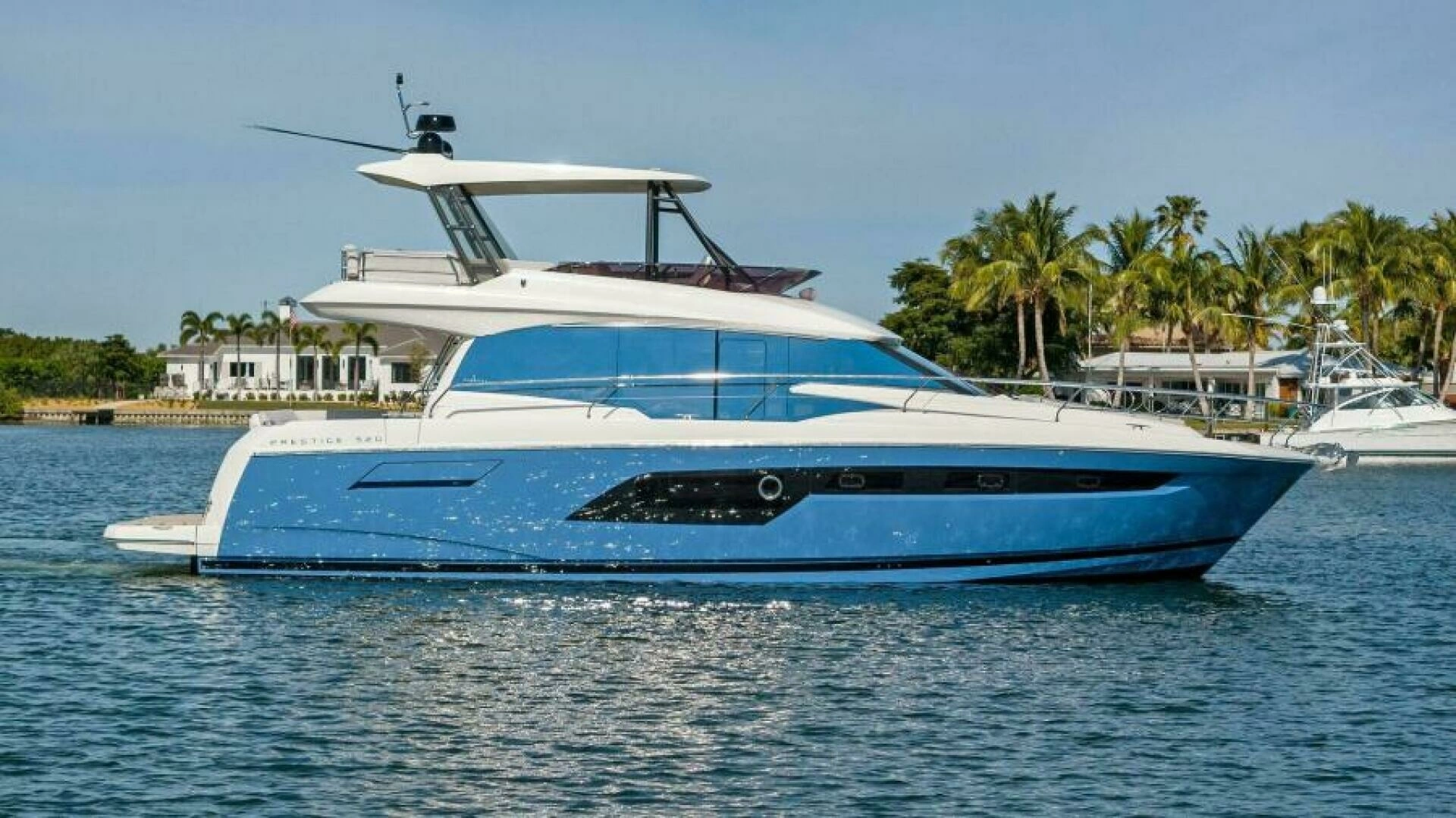2020 Prestige 520 Flybridge "La Dolce Vita"
