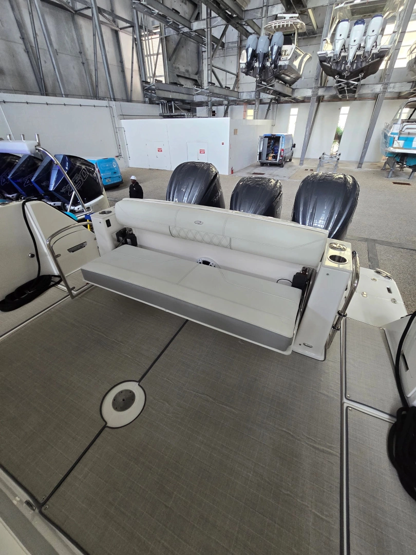 Regal SAV Yacht For Sale