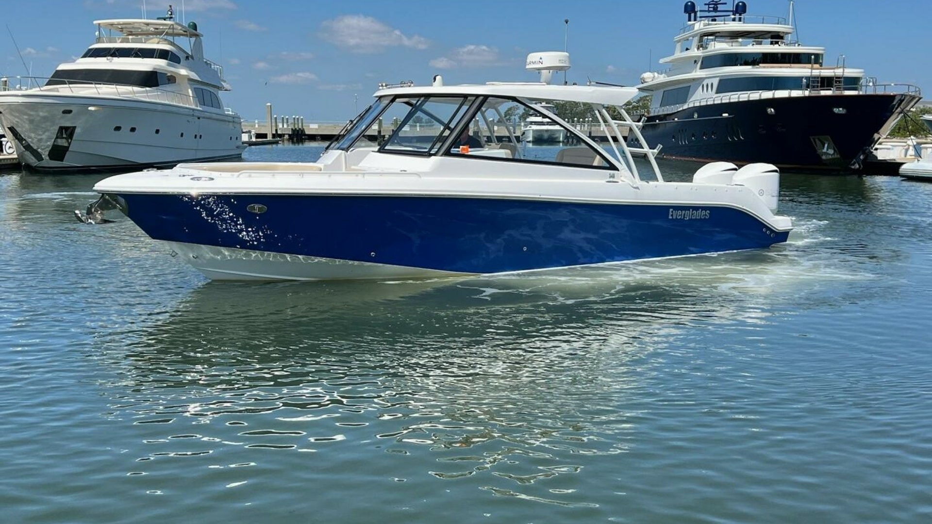 Solamore 34ft Everglades Yacht For Sale