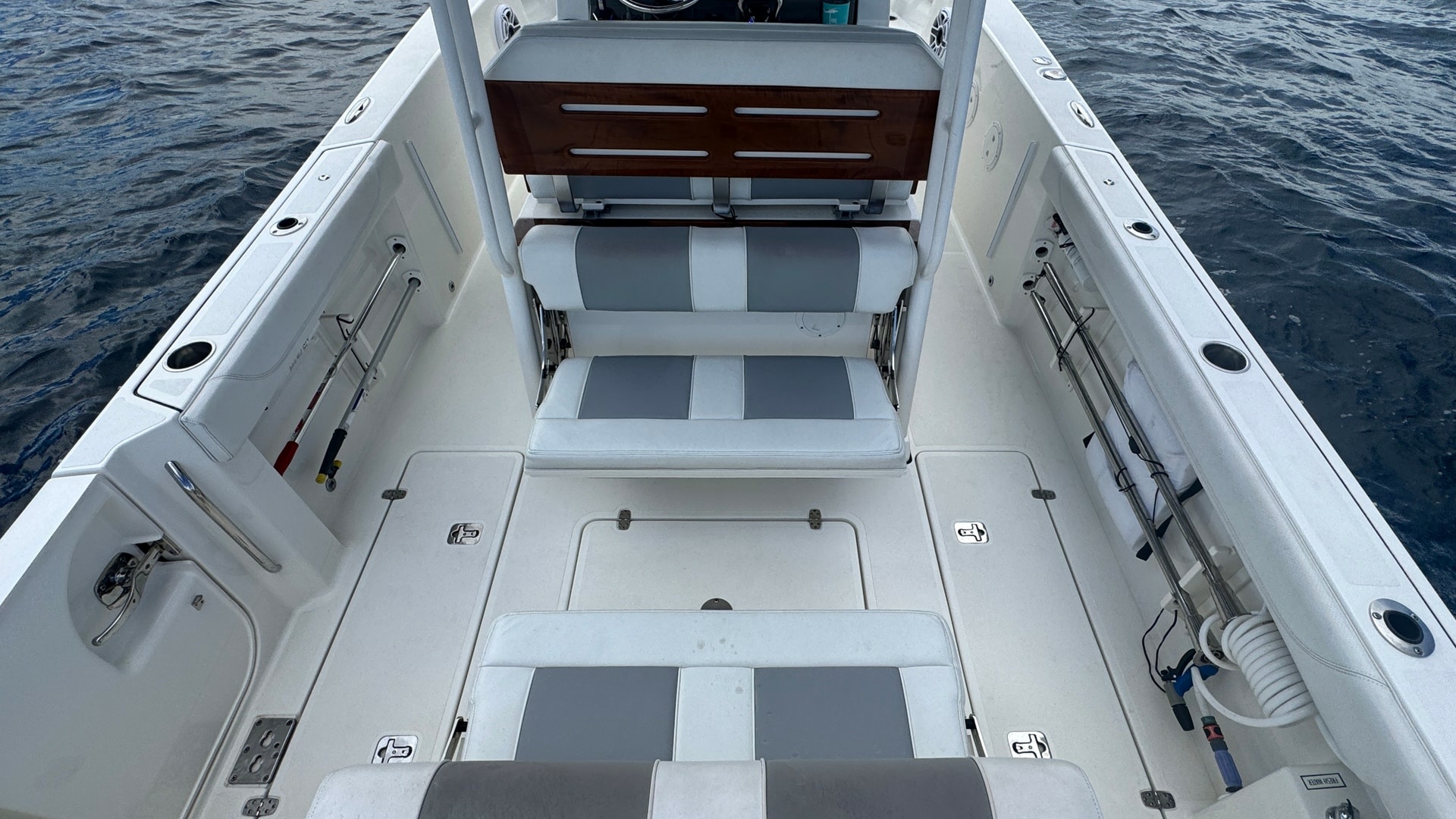 2022 Pursuit S 288 — photograph 5