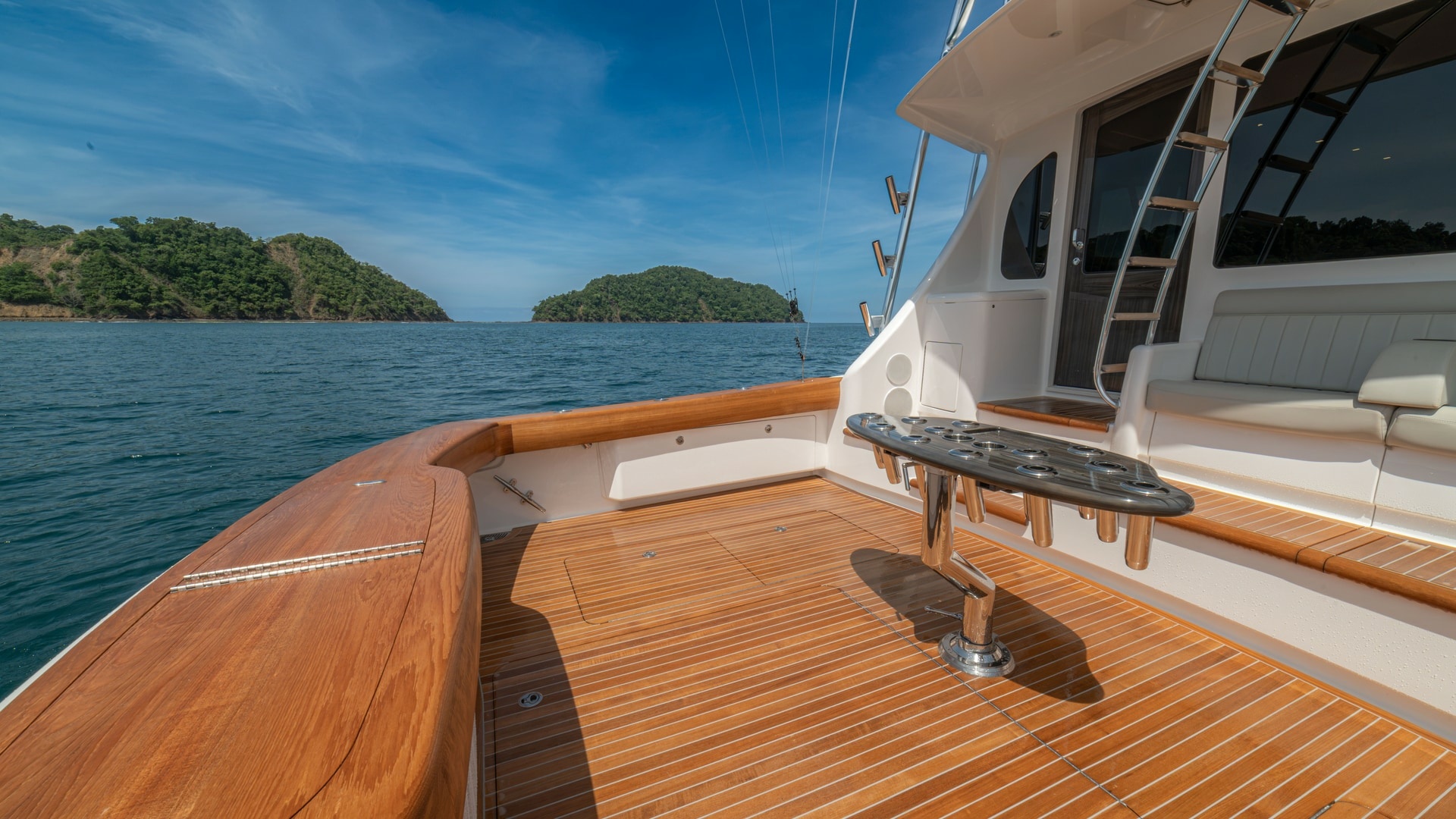 Fish Tank 64ft Viking Yacht For Sale
