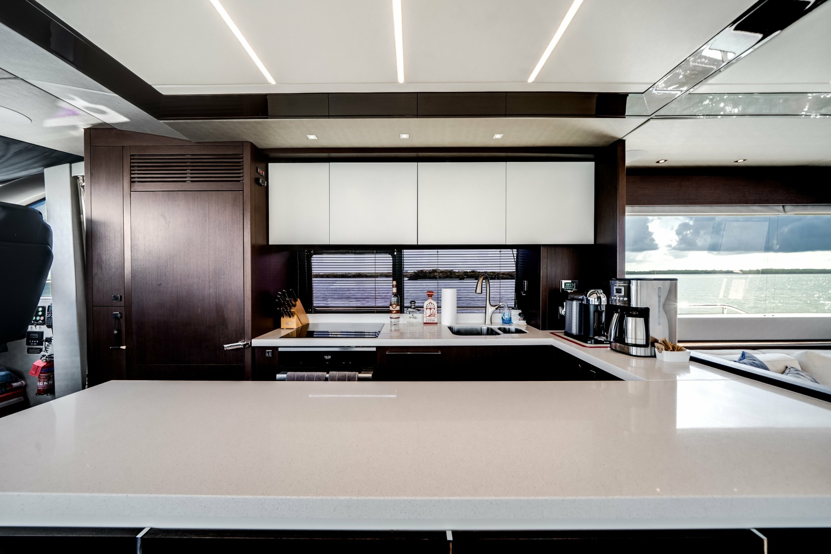 2019 Sunseeker 76 Flybridge