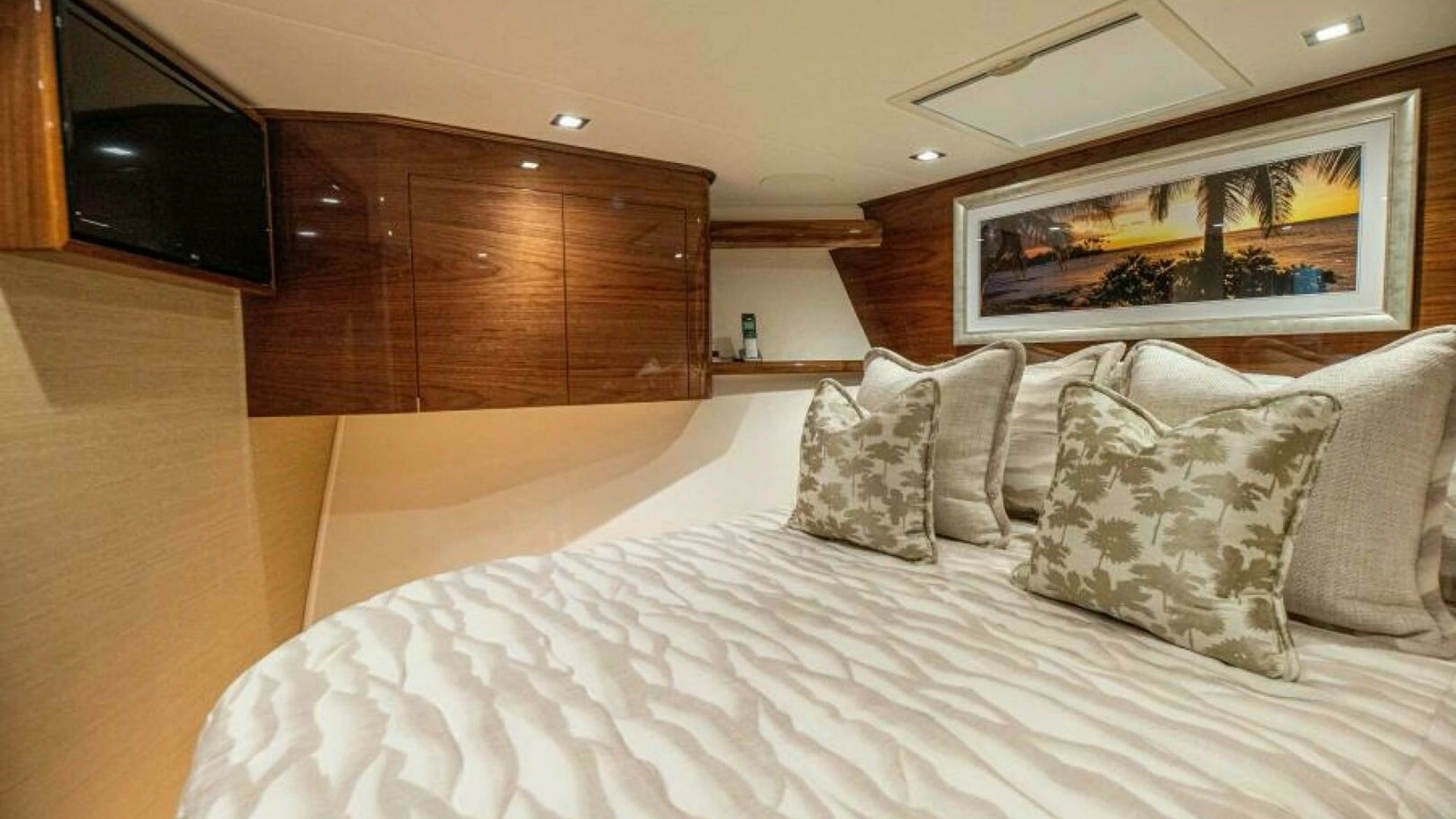 Viking 64 Convertible Yacht For Sale