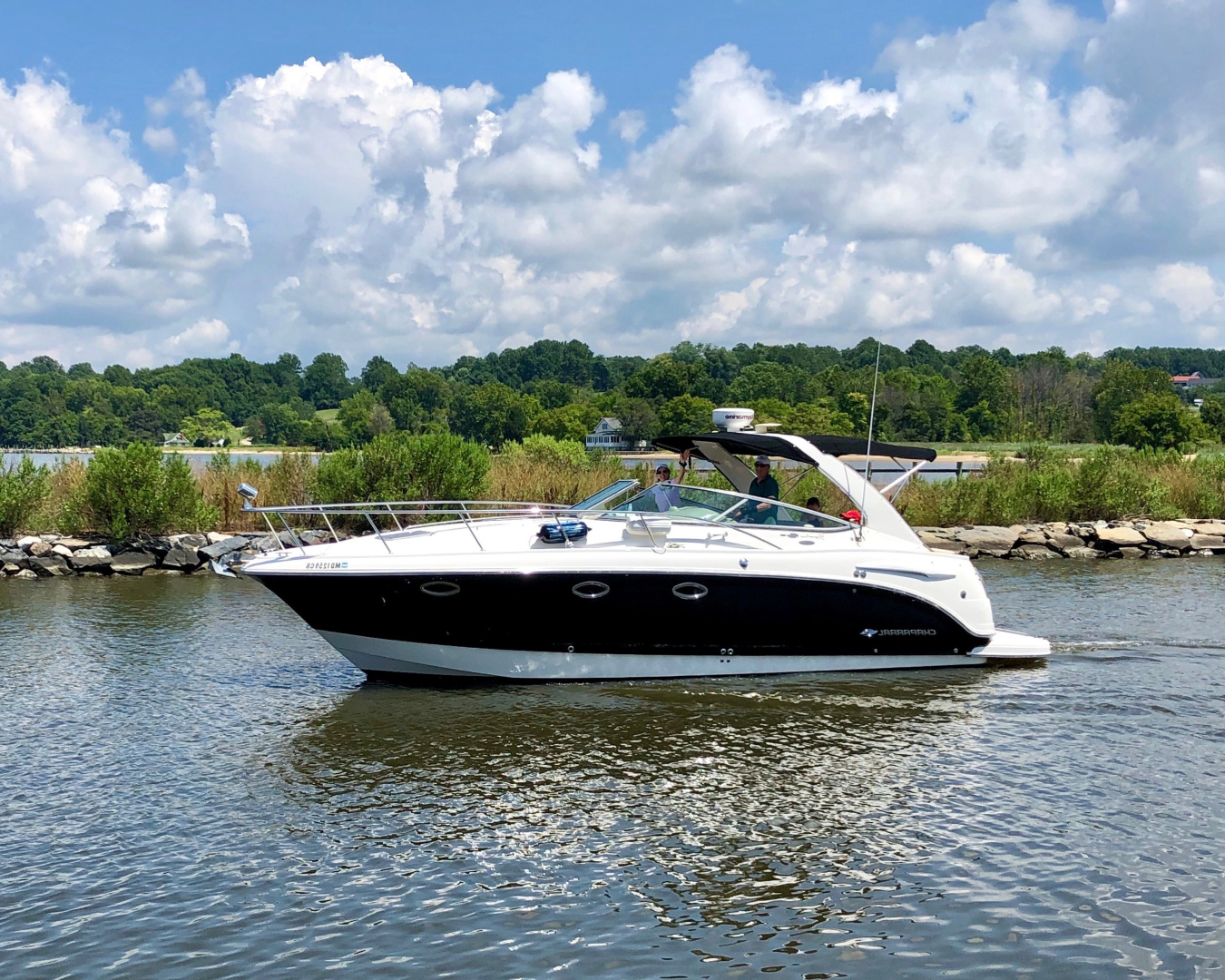 SEAHORSE 33ft Chaparral Yacht For Sale