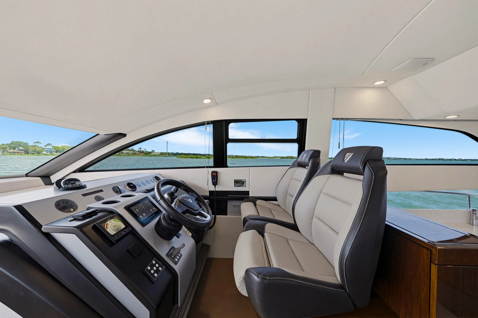 Fairline Squadron 50 Yacht For Sale