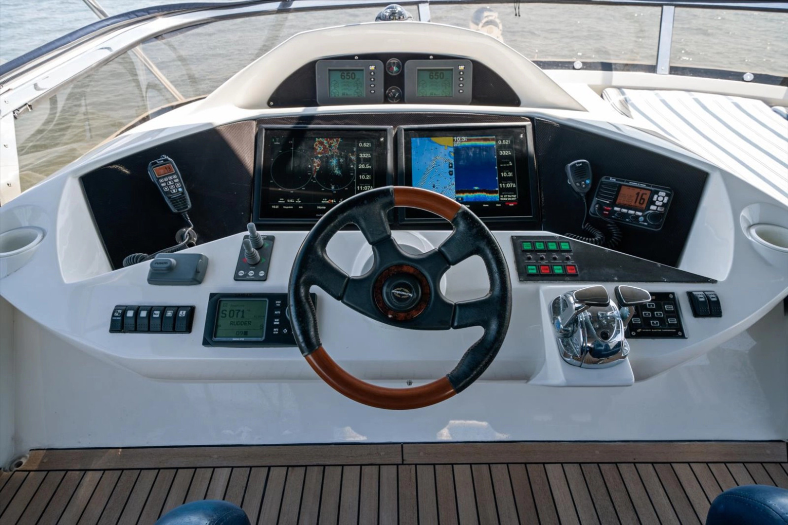 VANGUARD 82ft Sunseeker Yacht For Sale