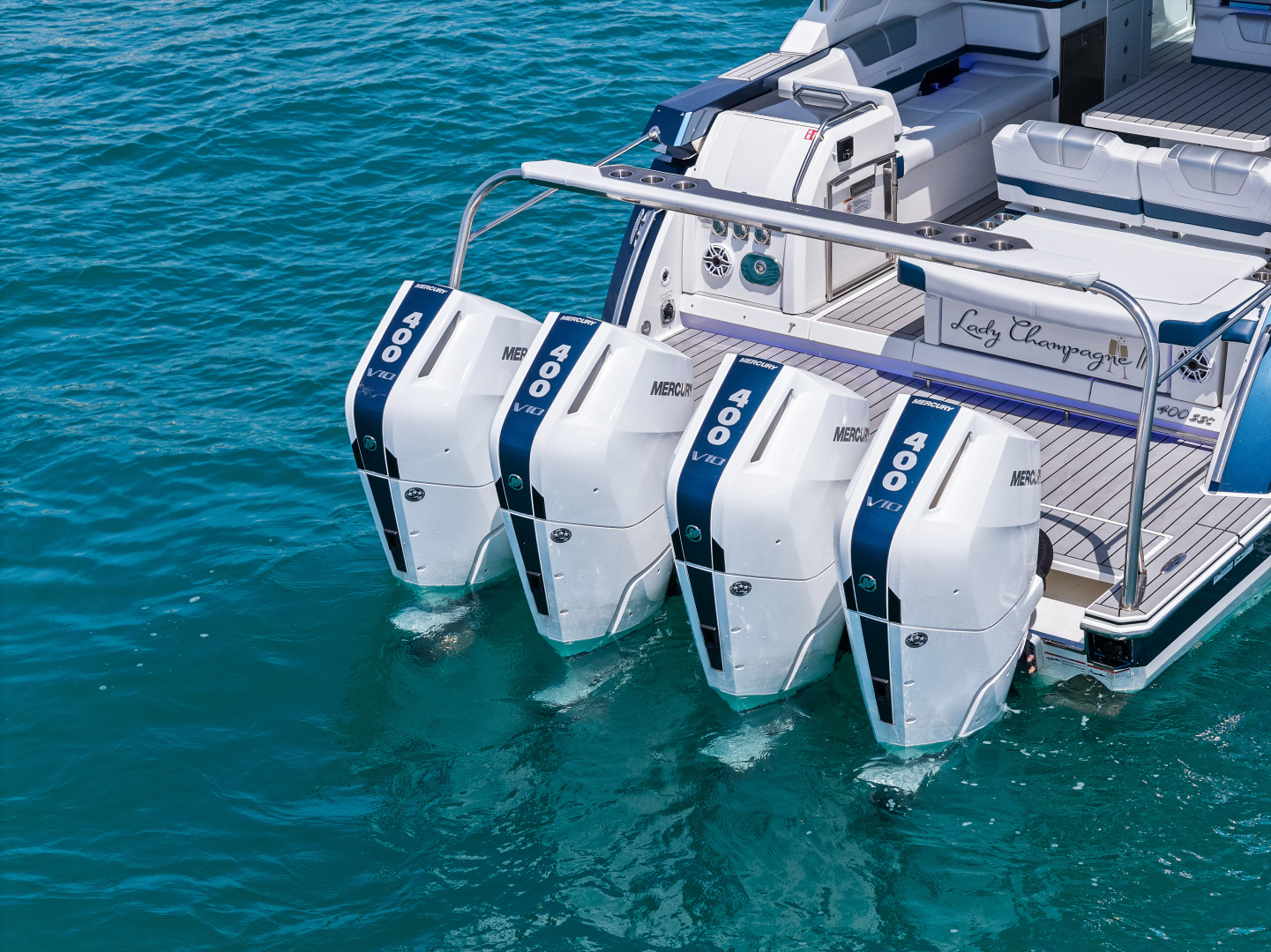 LADY CHAMPAGNE 2 40ft Formula Yacht For Sale
