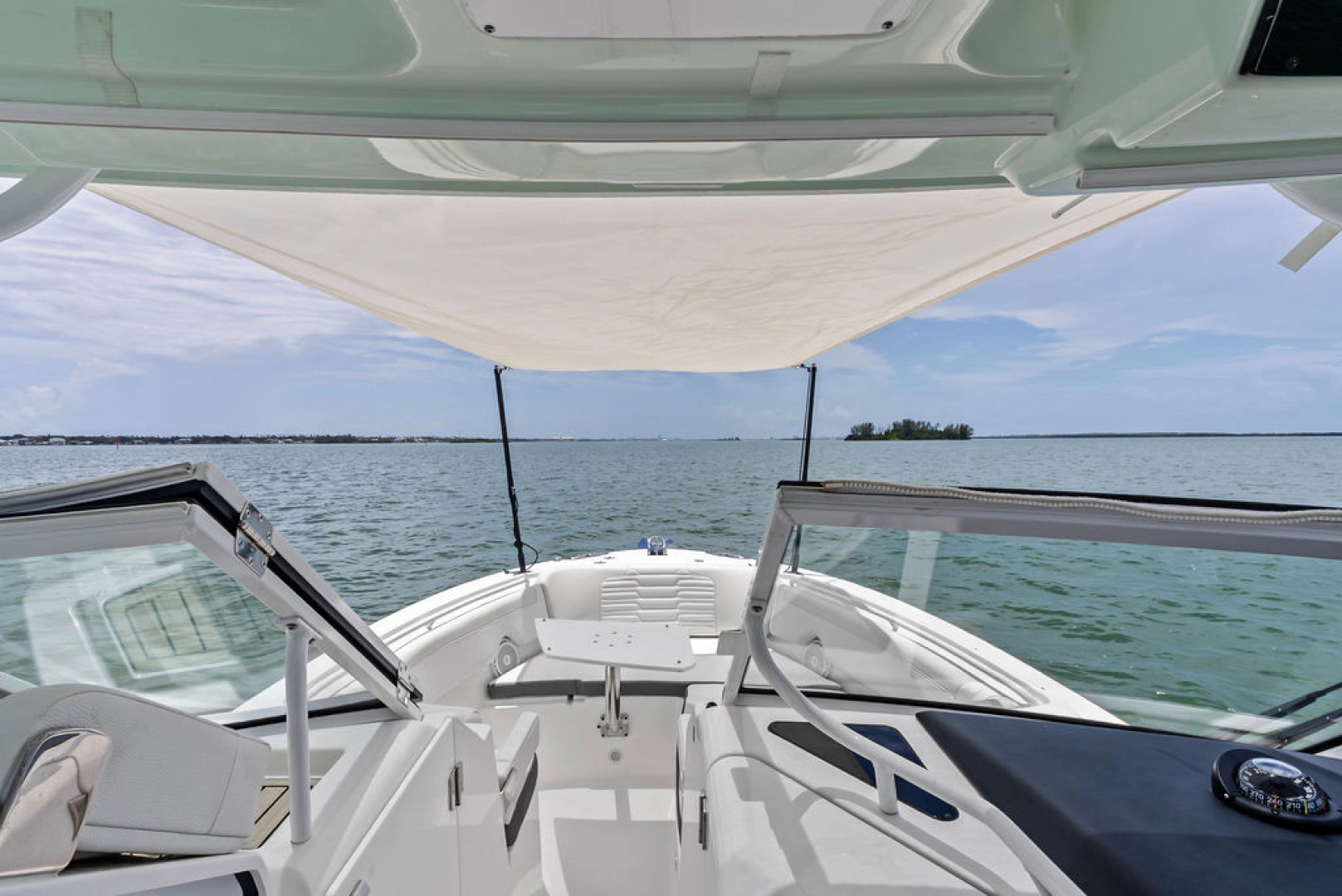 26ft Edgewater Yacht For Sale