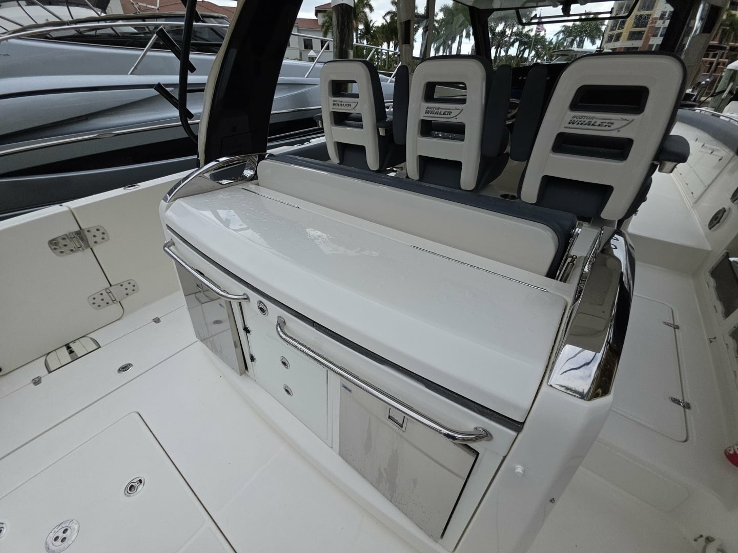 BFT 42ft Boston Whaler Yacht For Sale