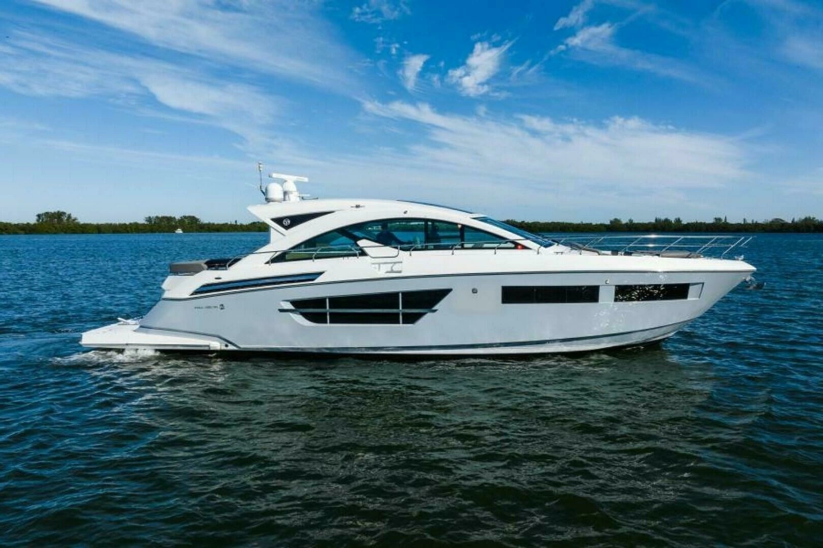 2019 Cruisers Yachts 60 Cantius "After Five"