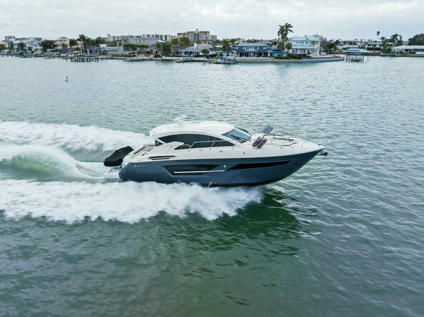 Sweet Caroline 46ft Cruisers Yachts Yacht For Sale